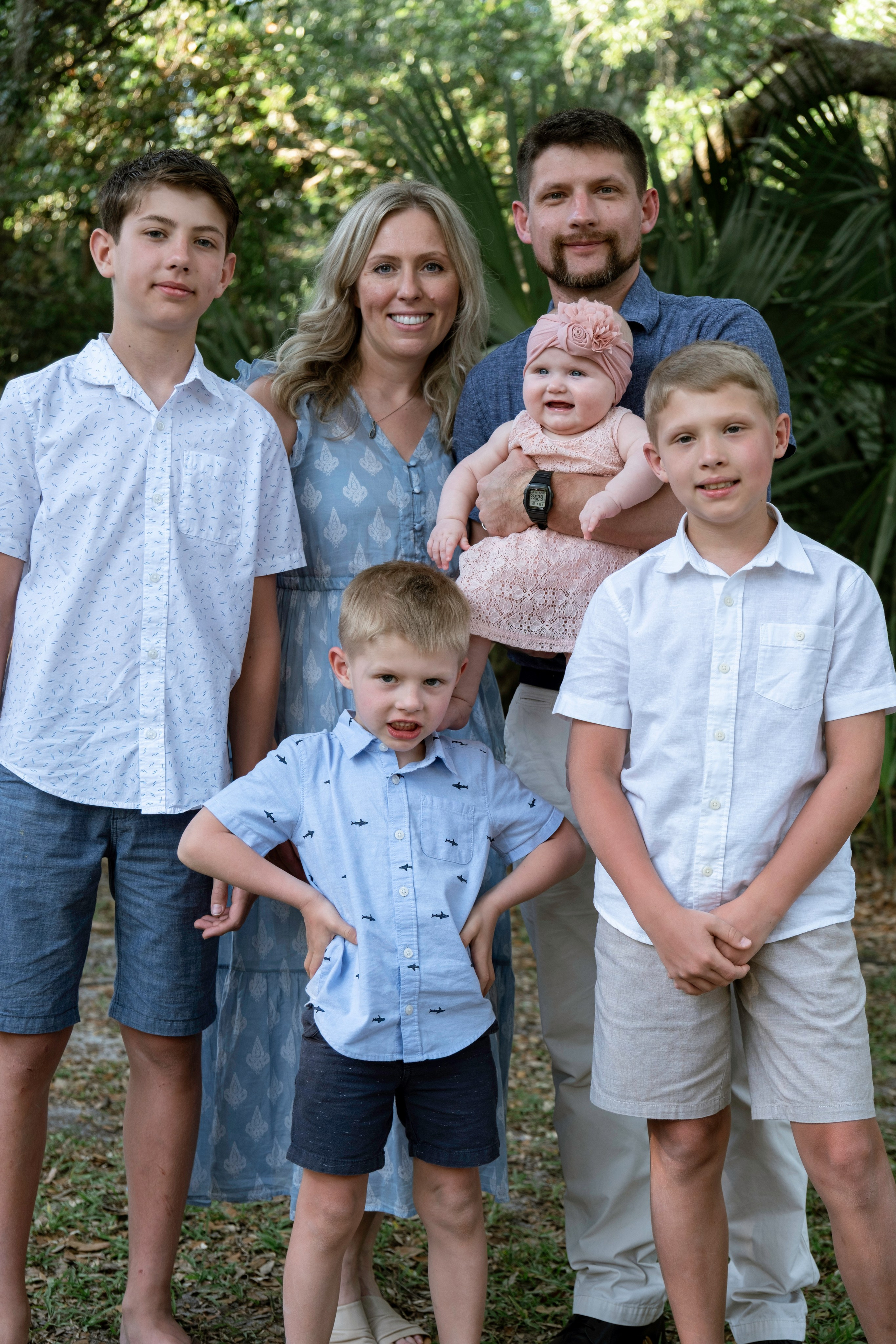 Anastasia and family. Photographer Vladmir Gladkov
