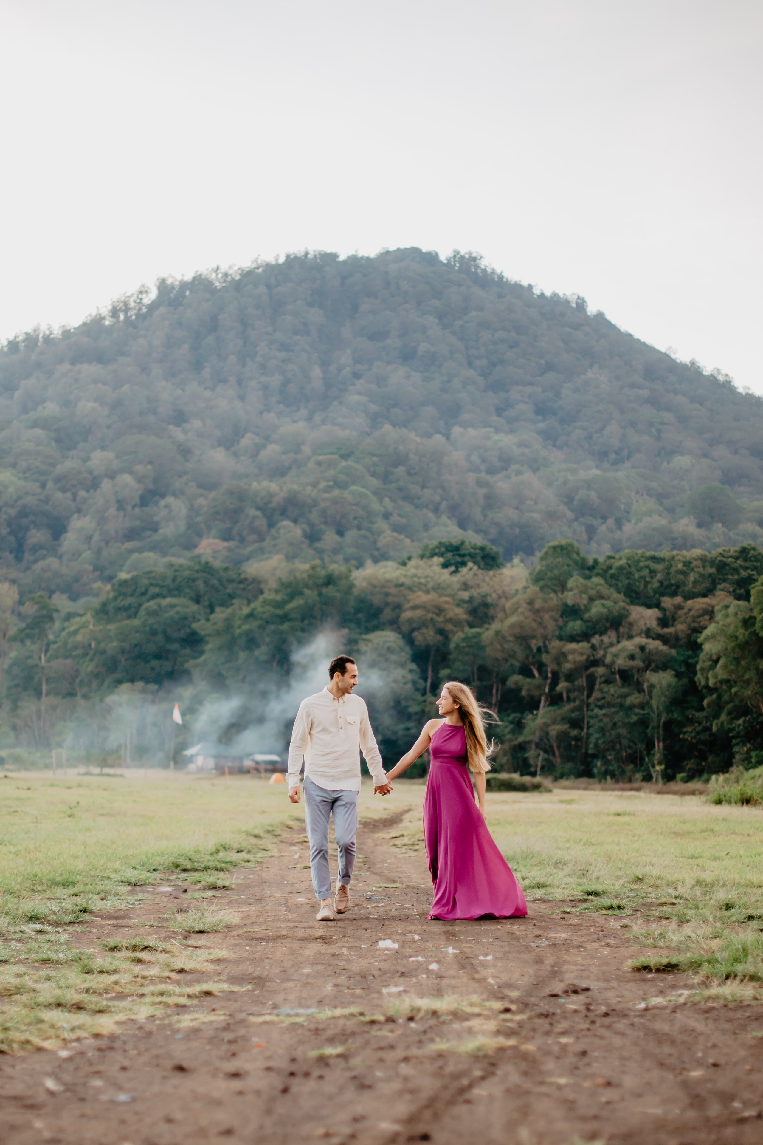 Honeymoon photo shoot in Bali. Female Photographer in Bali