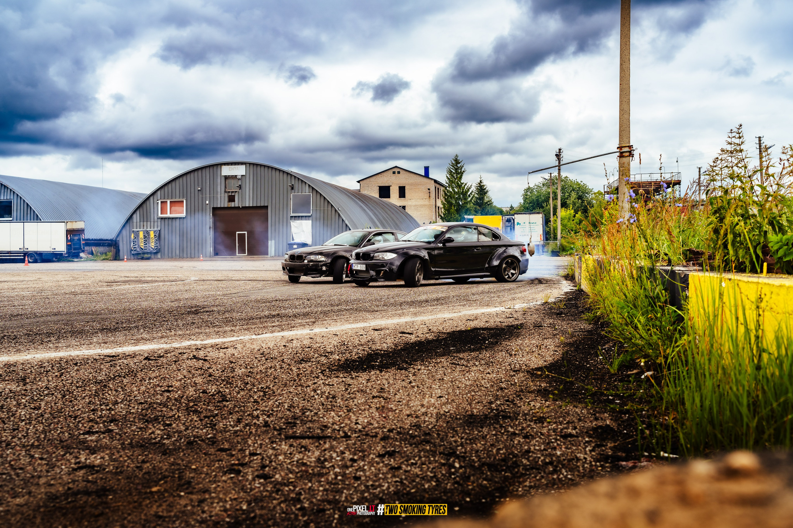 Side to Side #DRIFTDAY. OnePIXEL