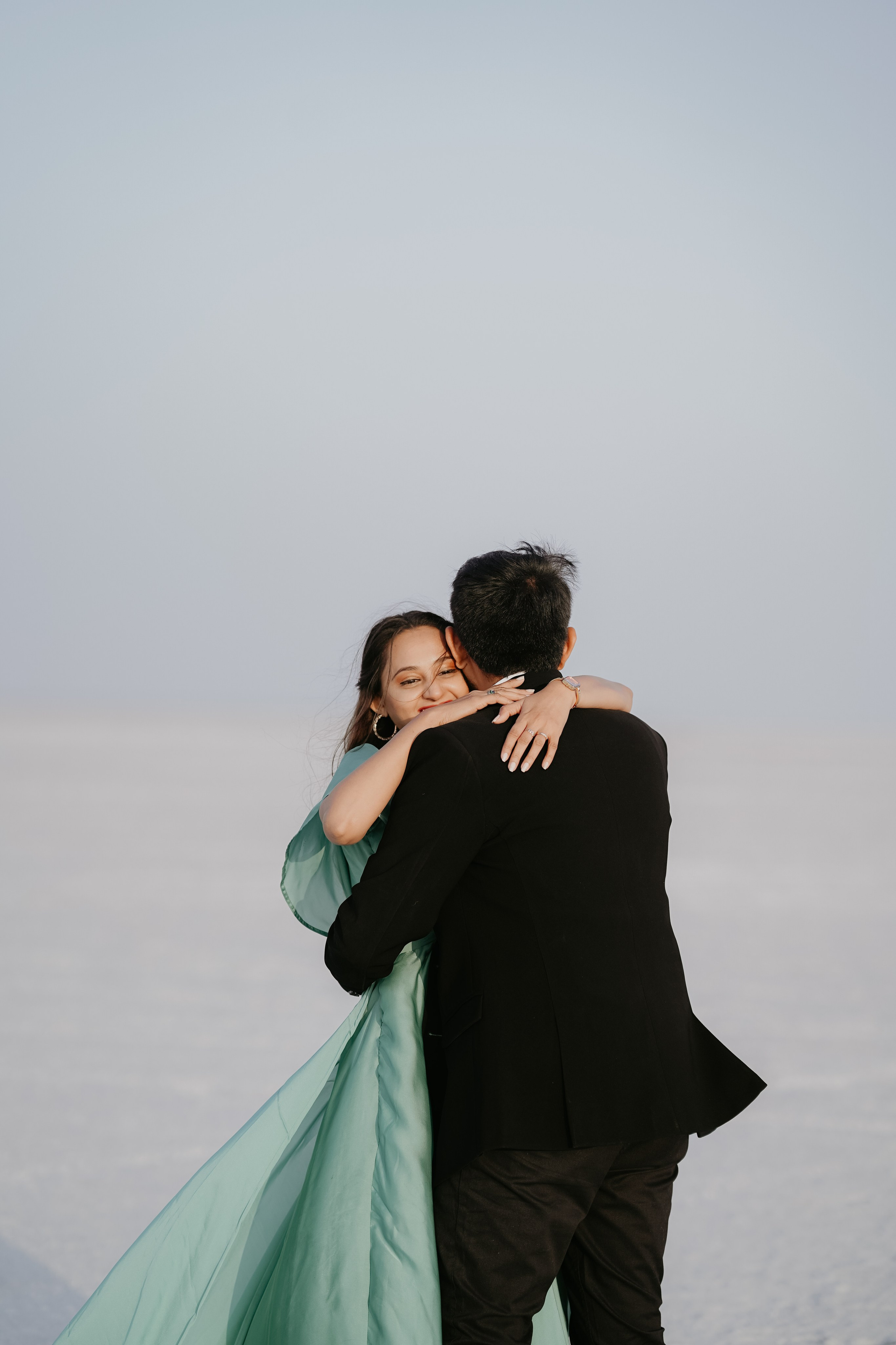COUPLE SESSIONS. Love Emotions Weddings