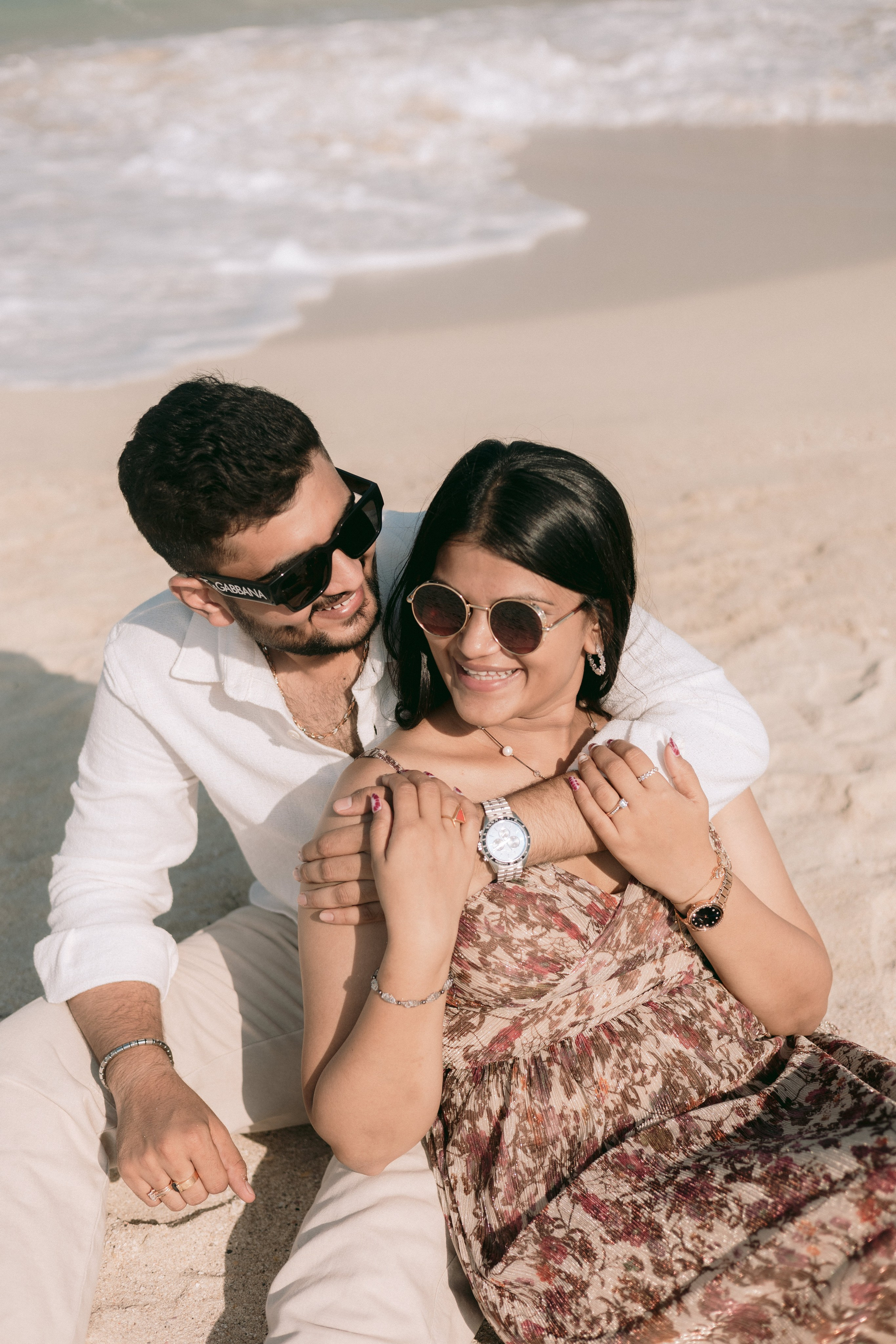 COUPLE SESSIONS. Love Emotions Weddings