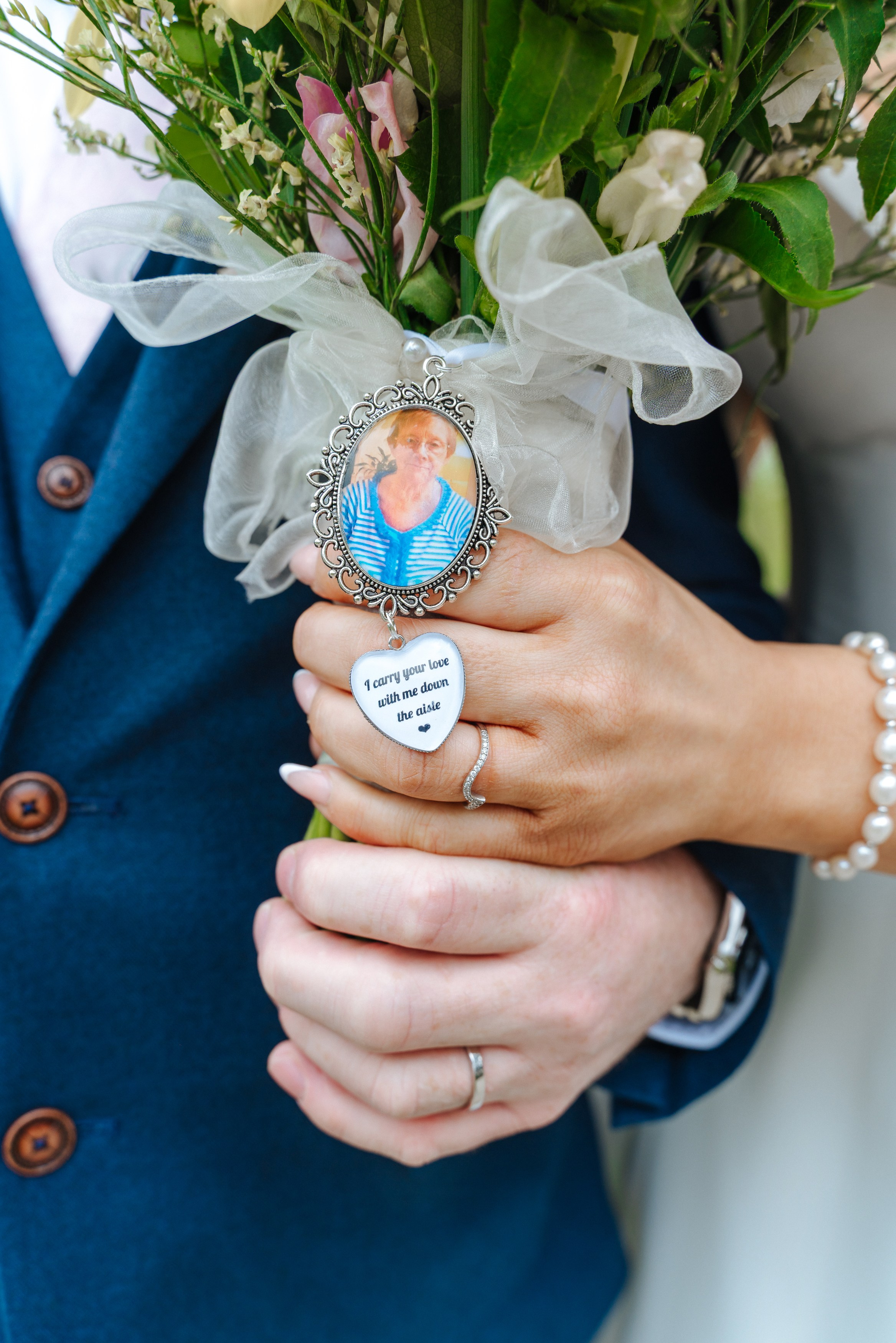 Luke and Nicola’s wedding at Danson House. Photographer in England Ekaterina Romanova