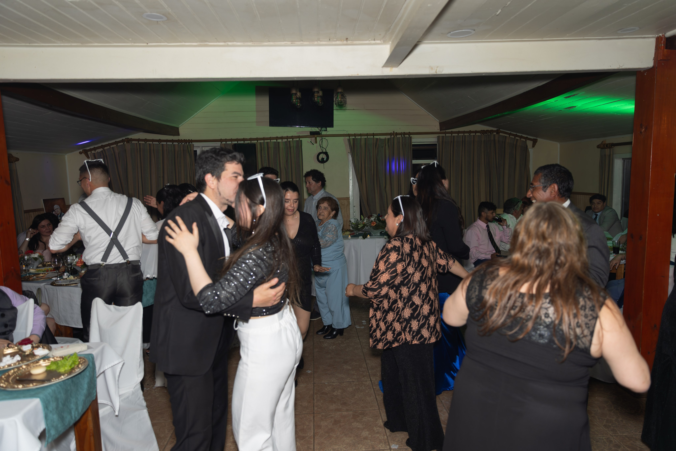 Boda de Caro y Cony. Dinka & Emilio - El arte de preservar lo que no se repite