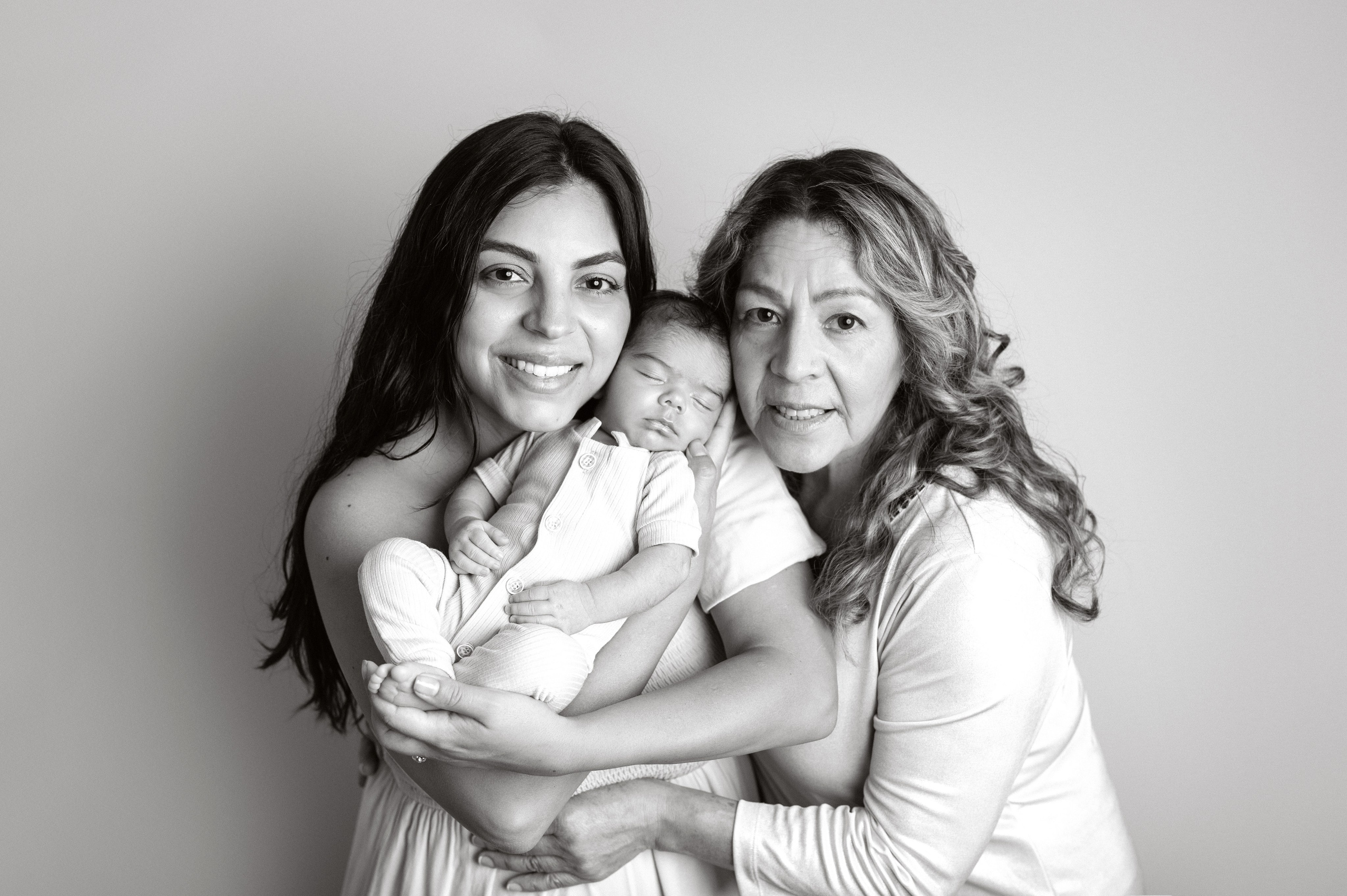 Victor 3 weeks. In-home newborn photography Raleigh & area Katya Kulikova