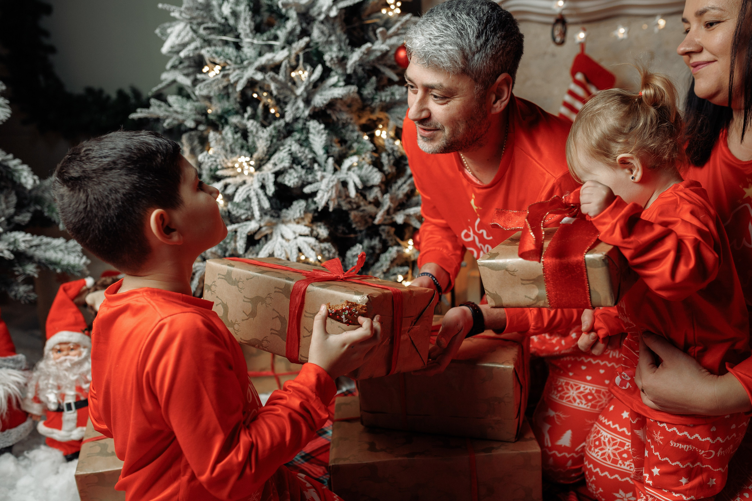 Christmas Time. Https://valeriubriciuc.com/