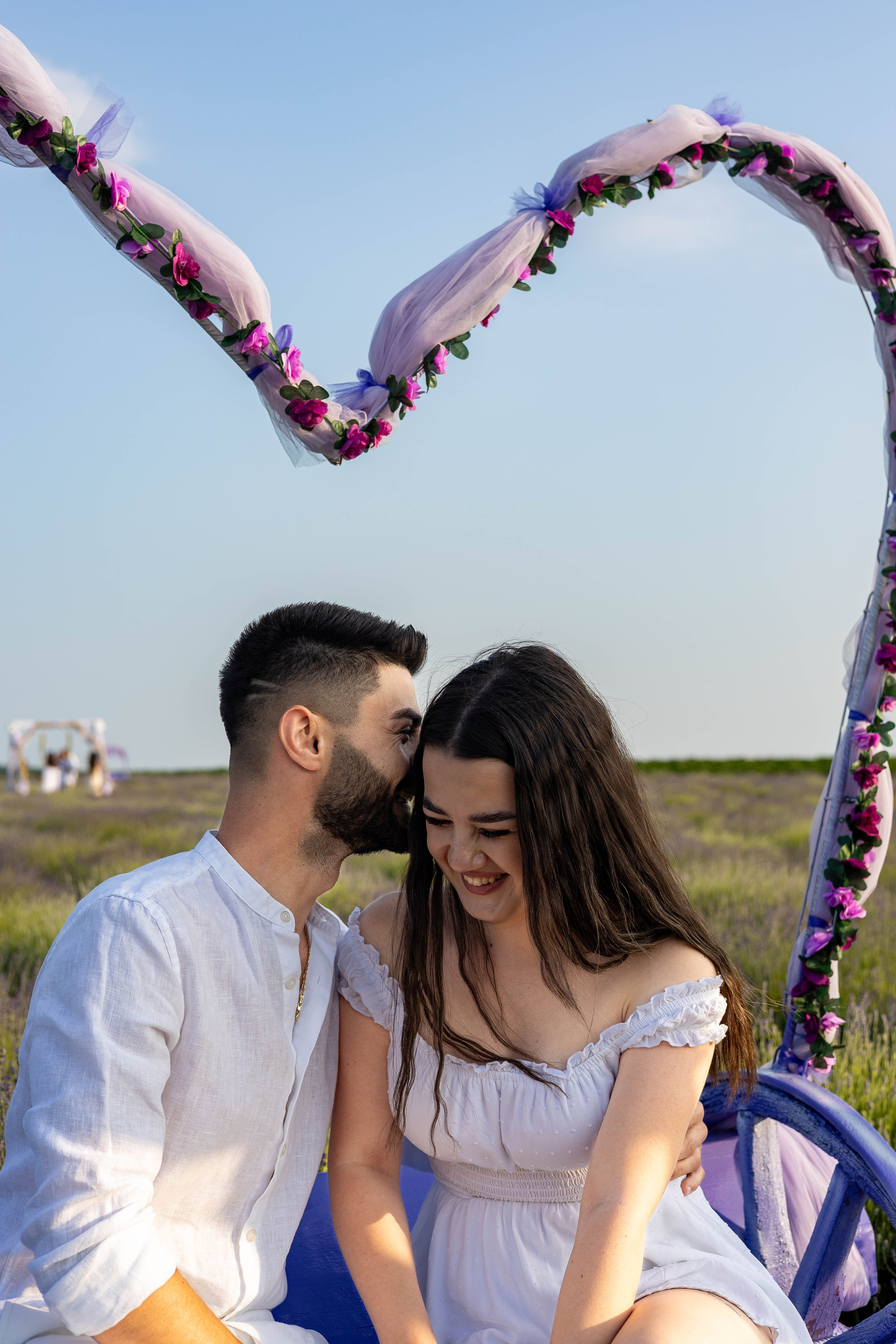 Ședință foto de cuplu în lanul de lavandă | Andrei & Bianca Photography