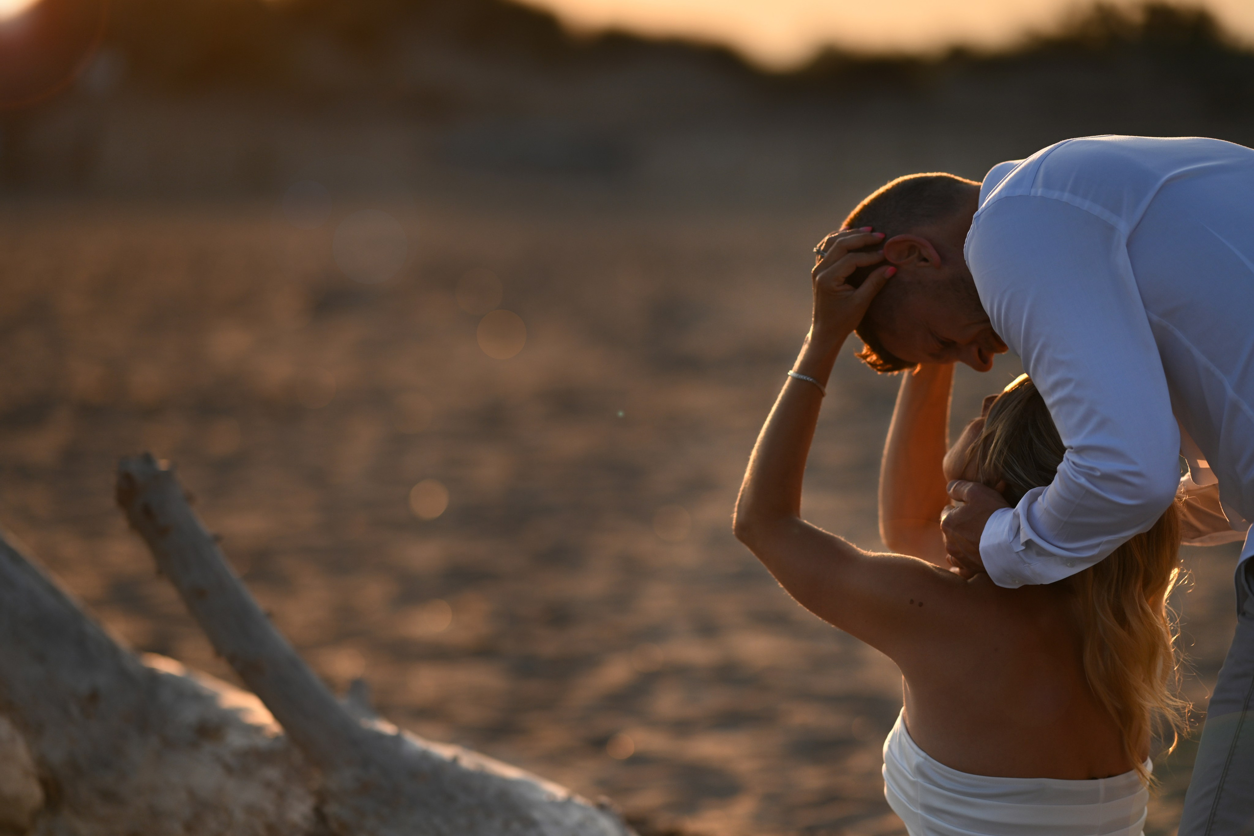 LOVE STORY. Photographe Professionnel à Béziers et Montpellier – Mariages, Portraits et Vidéos Aériennes