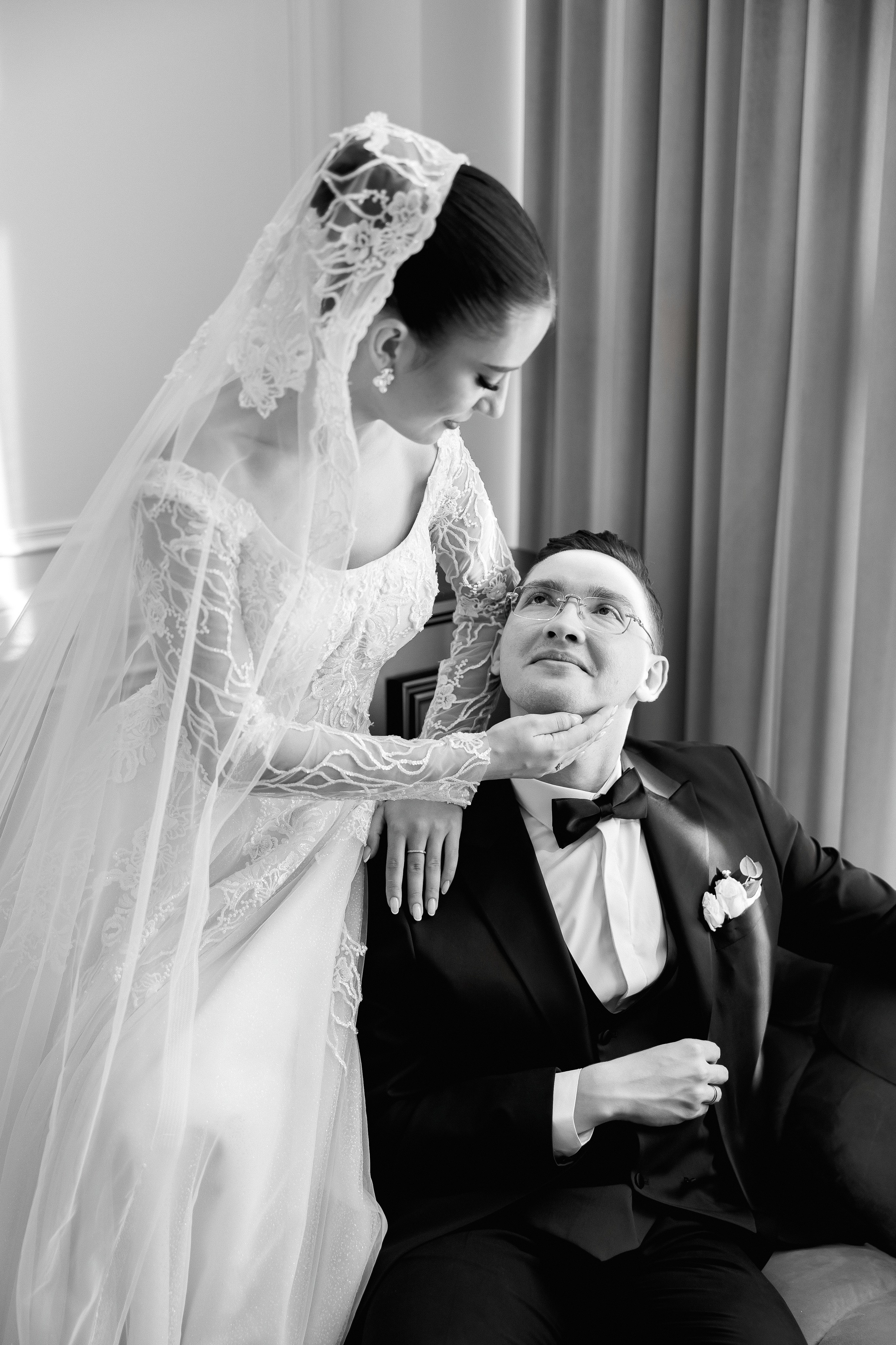 Serghei & Erica — Queen Residence. Servicii Foto și Video 067188353