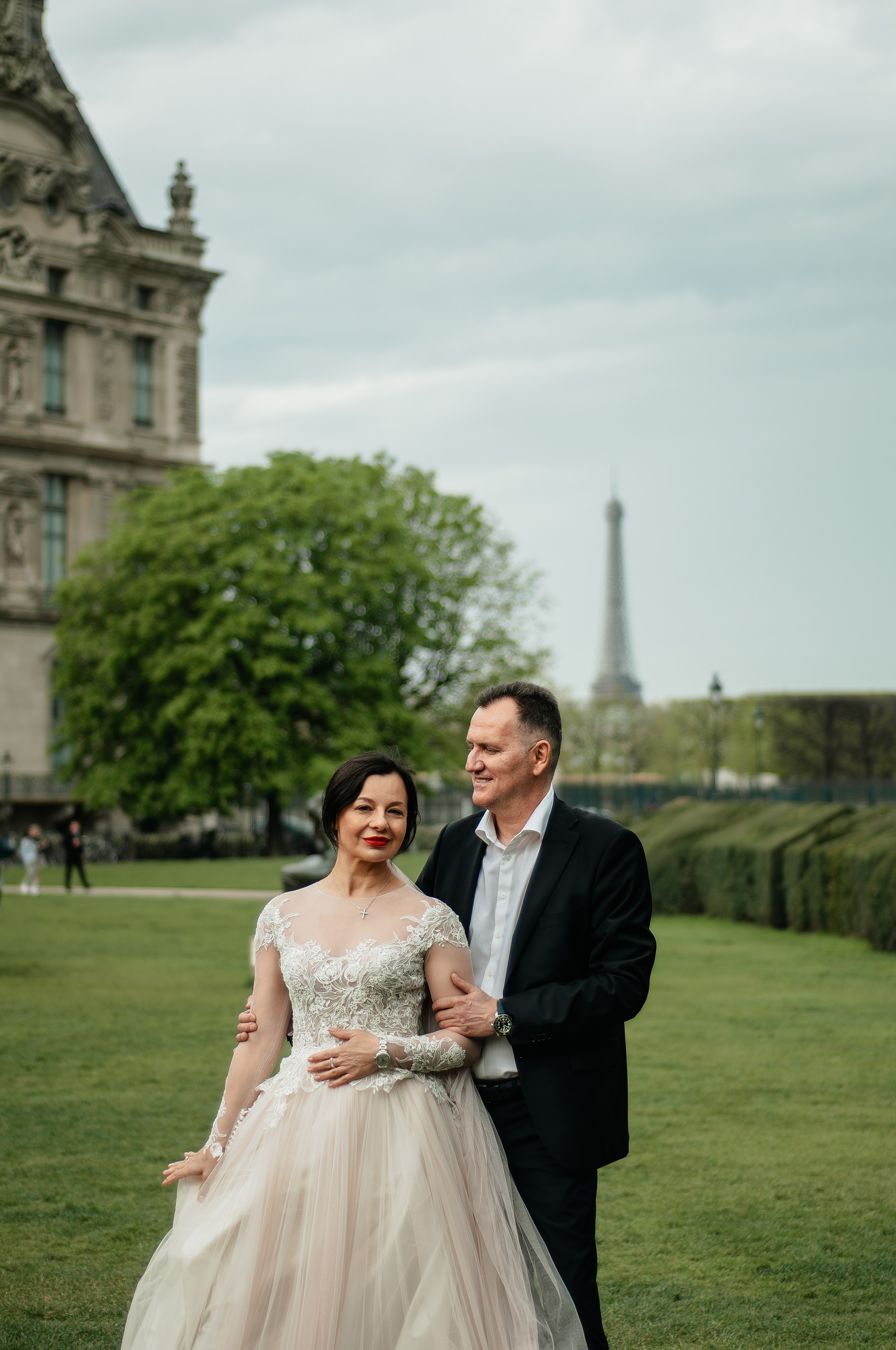 Wedding anniversary photoshoot. Paris photographer — Polina Osipova