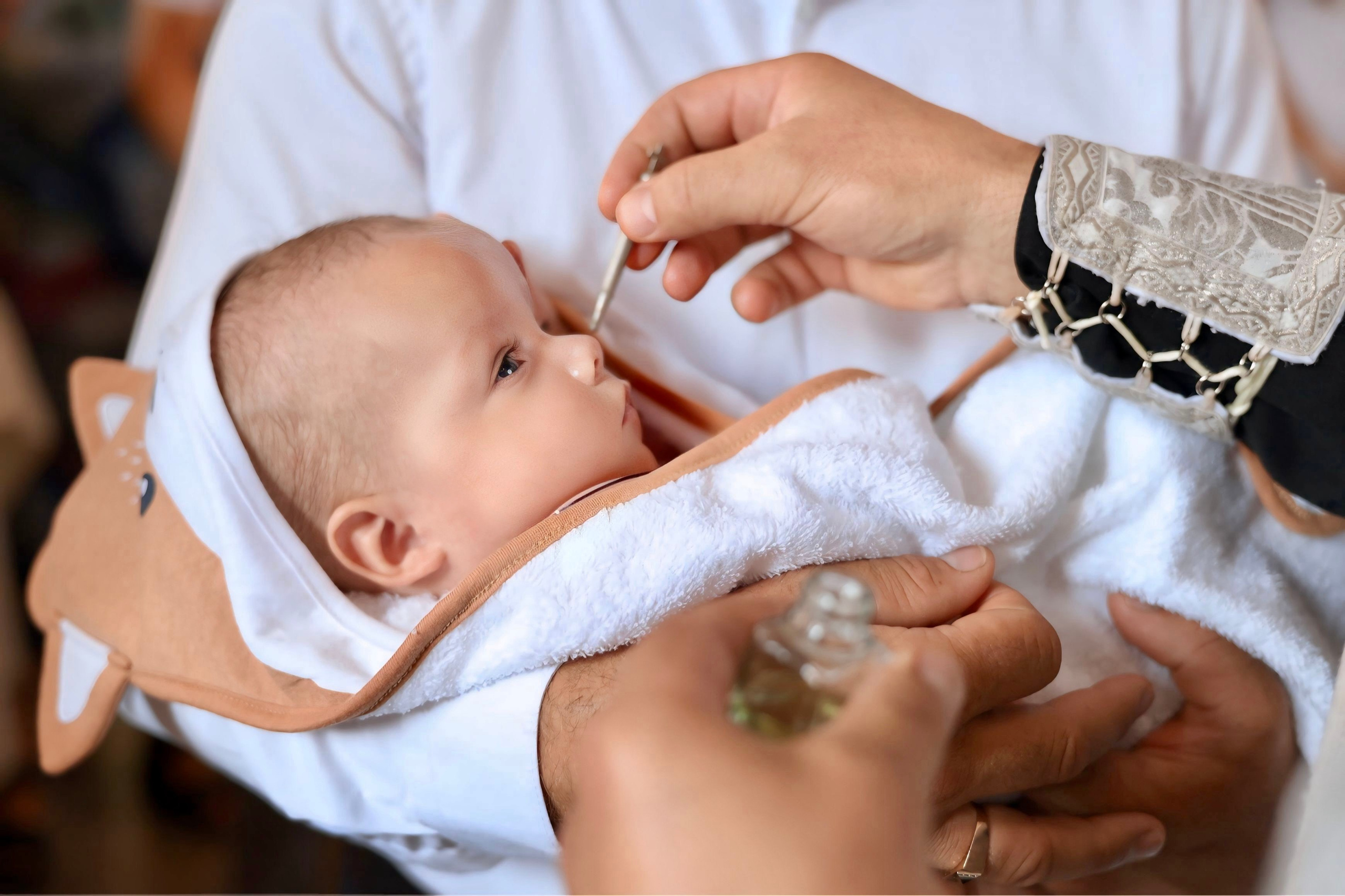 Botez. Fotograf al tainelor bisericești – Alina Fetu