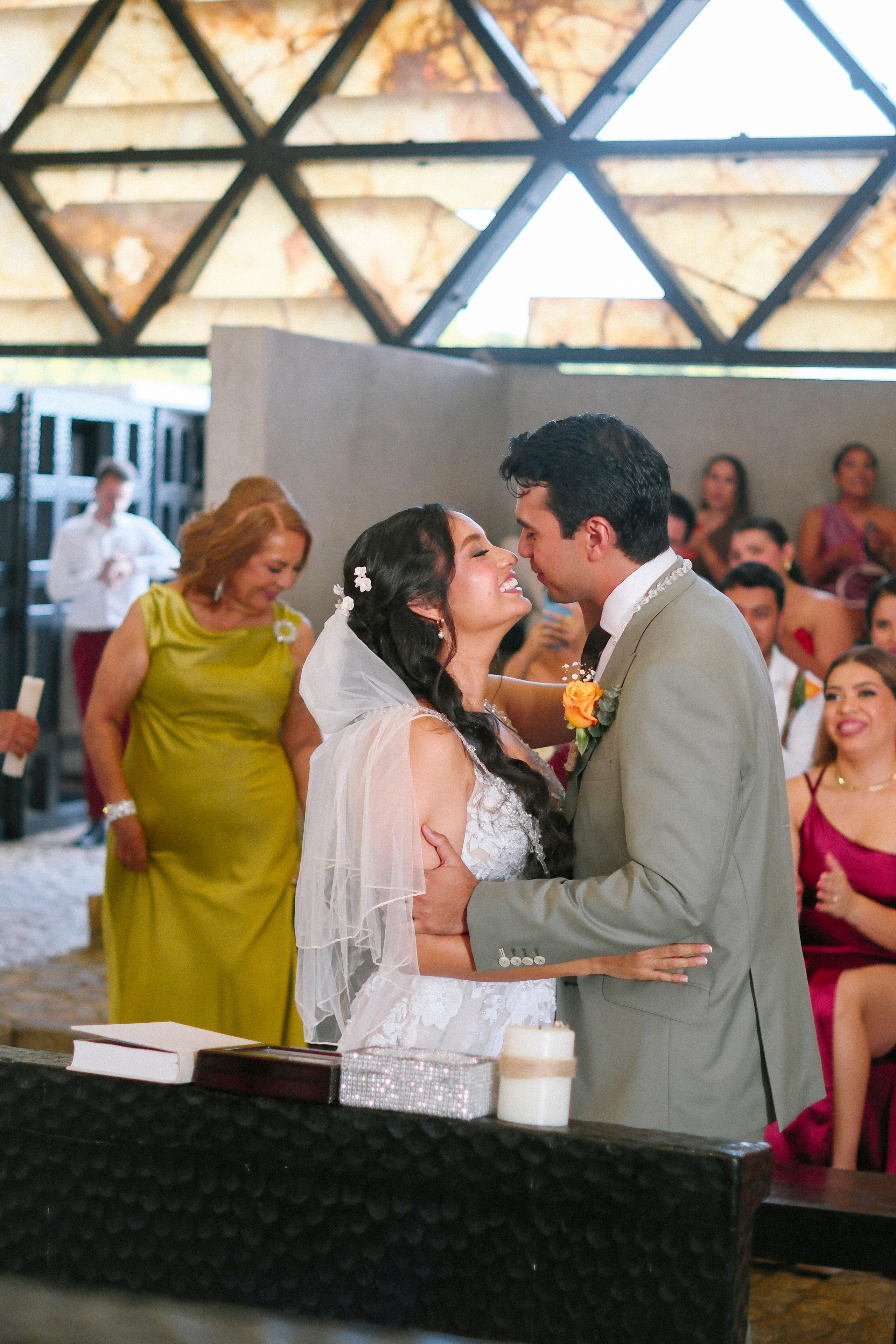 Ney & Cris / Acapulco. Wedding and family photographer in Mexico City