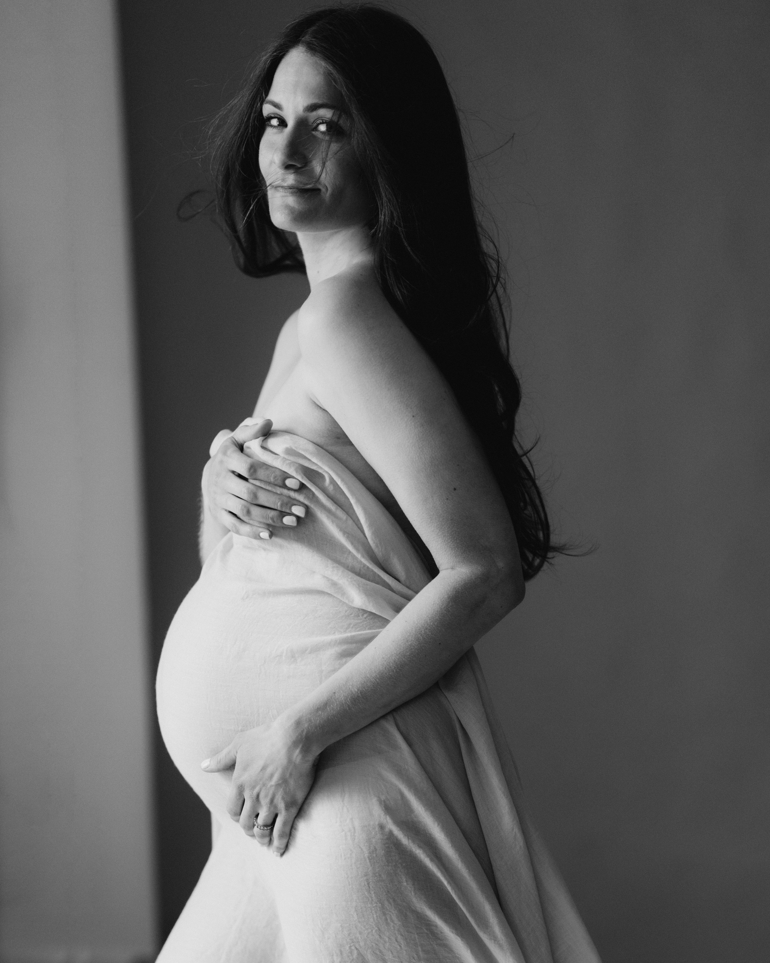Bridget. Modern maternity photographer in Long Island New York