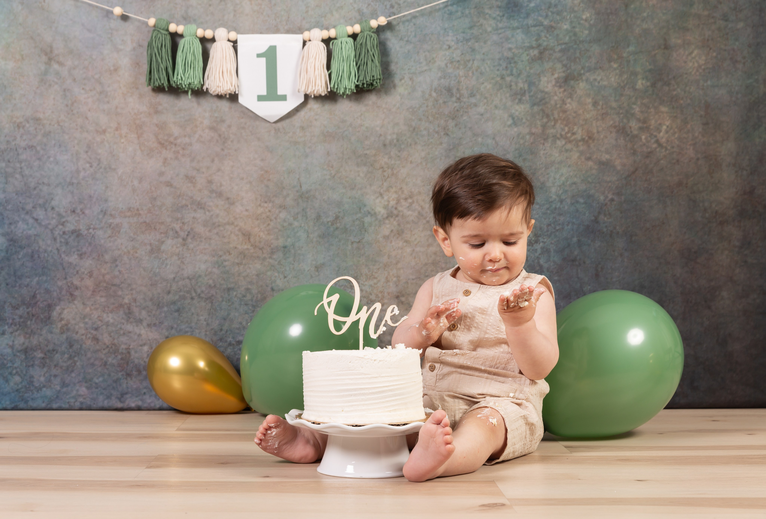 Smash Cake. Photographer is San Jose, Iryna Novosyolova