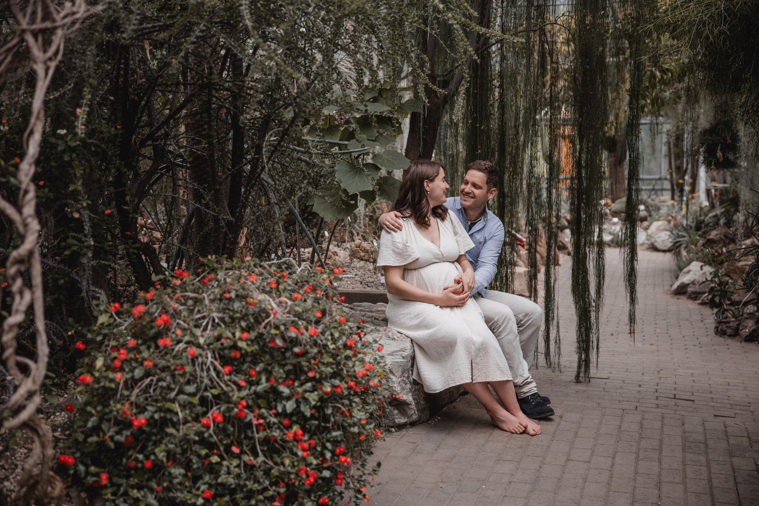Babybauch Shooting im Botanischen Garten Bochum | Reiche Fotografie. Hochzeitsfotografin Bochum | Halyna Reiche Fotografie NRW