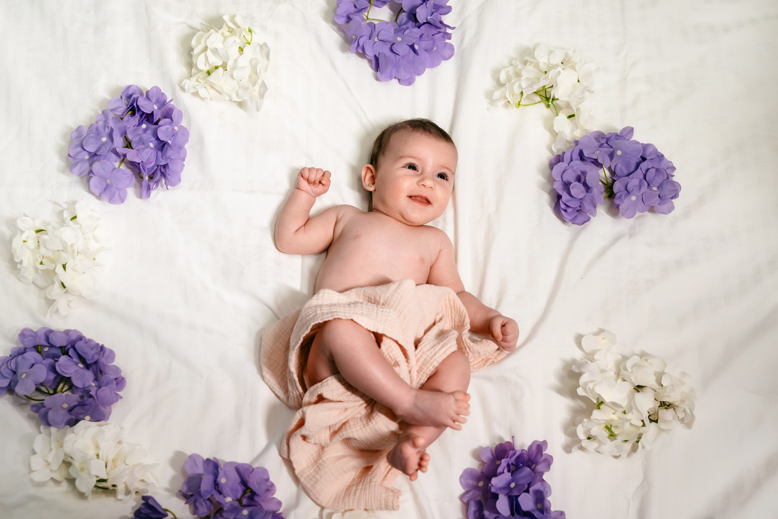 Thea. Fotograf nunta si evenimente Giurgiu