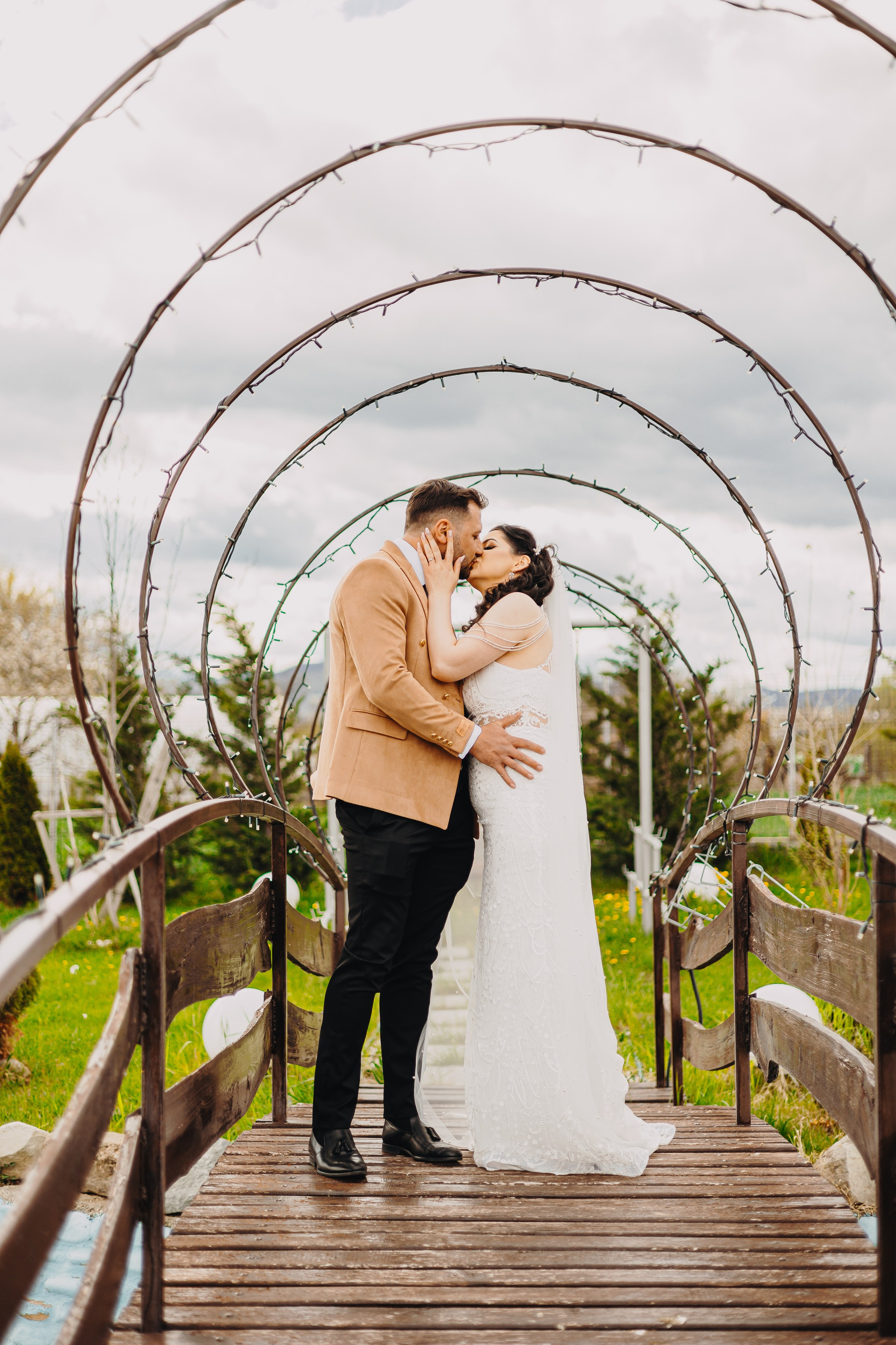 L&I. George Laslău Fotograf