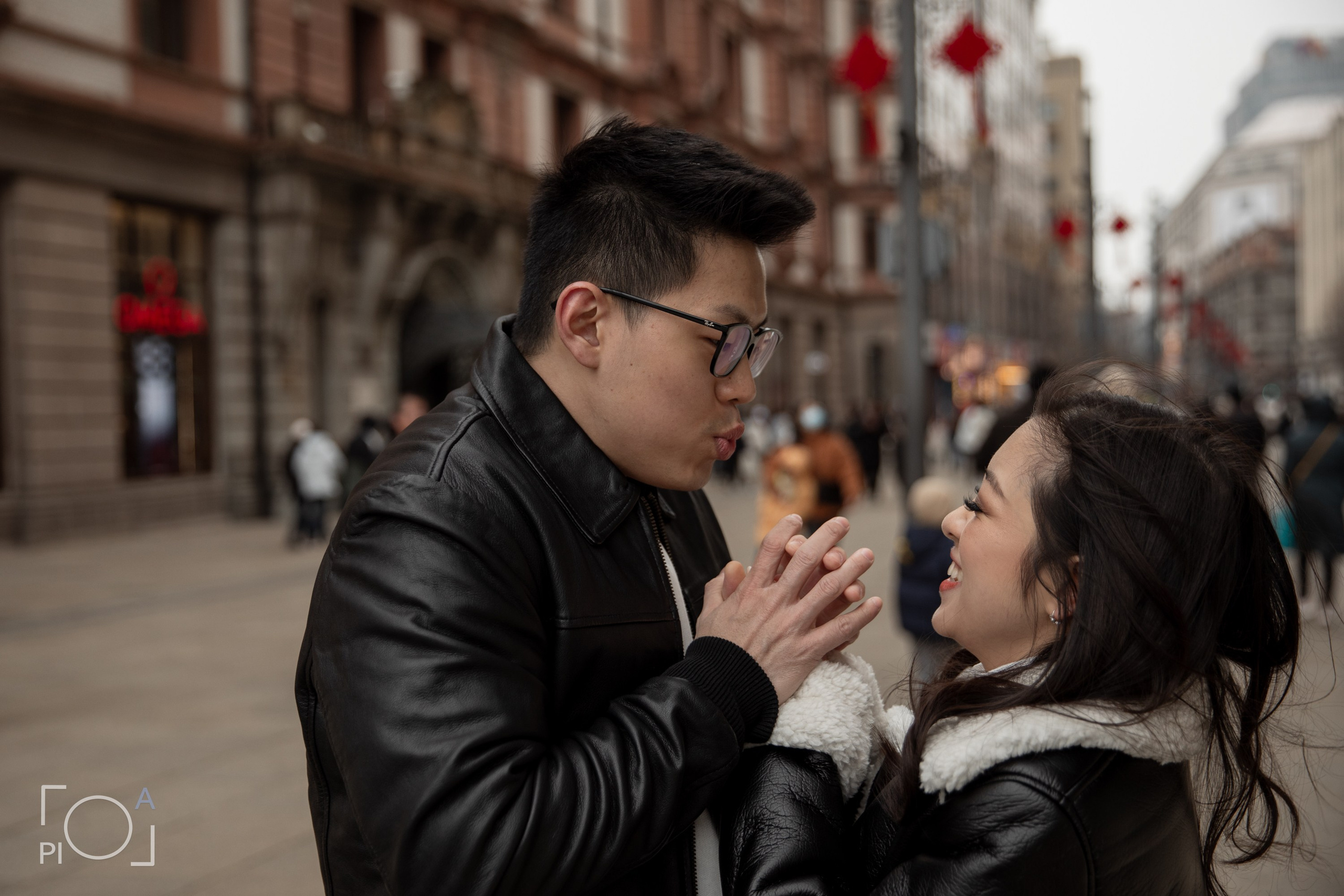 100 поцелуев в Шанхае. Фотограф в Шанхае — Лола Пидлуская