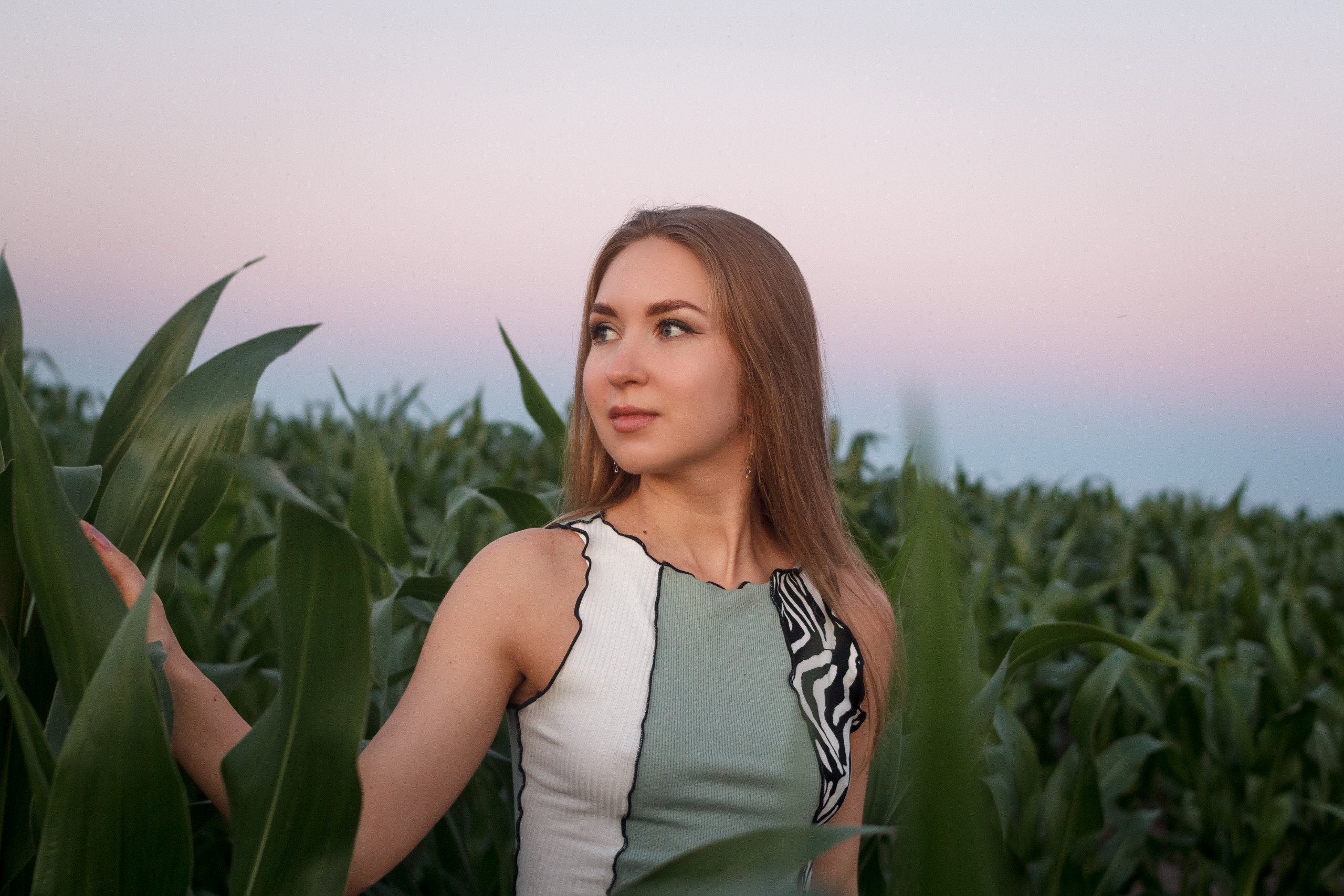 Марина на поле. Свадебный и портретный фотограф в Белграде Екатерина Македонская