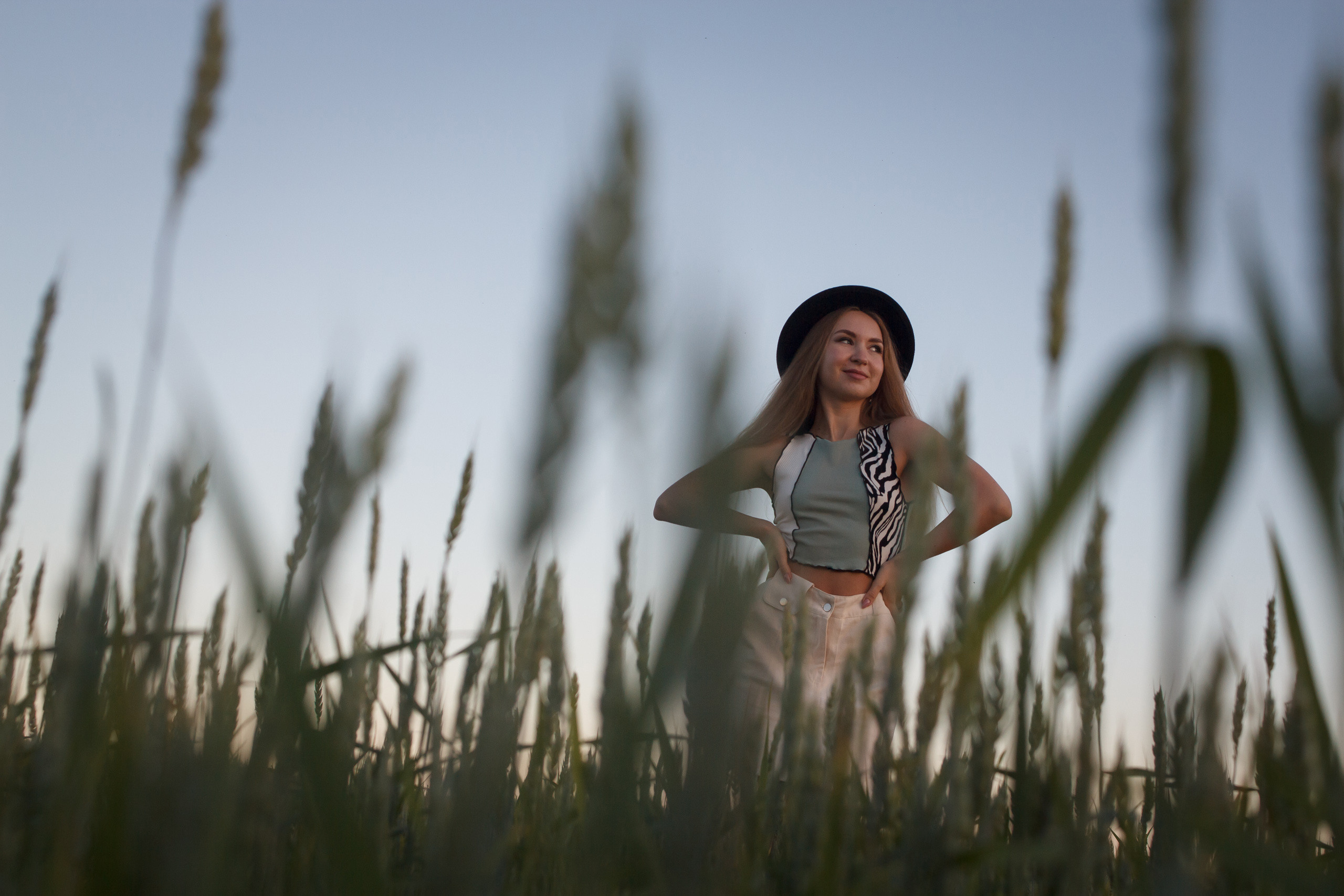 Марина на поле. Свадебный и портретный фотограф в Белграде Екатерина Македонская