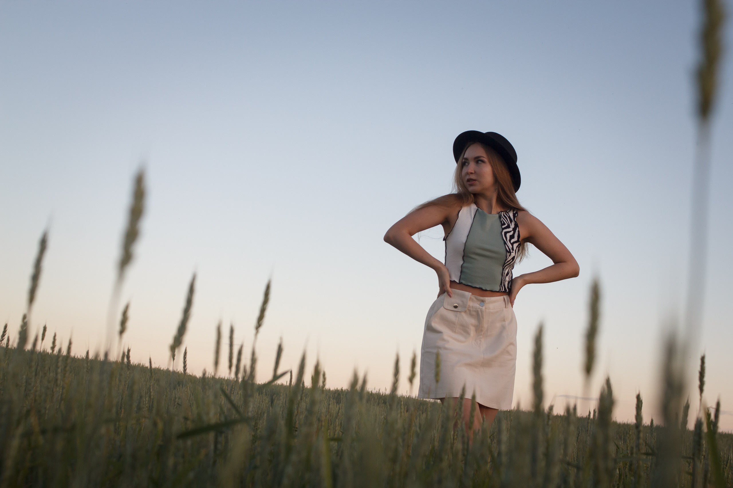 Марина на поле. Свадебный и портретный фотограф в Белграде Екатерина Македонская