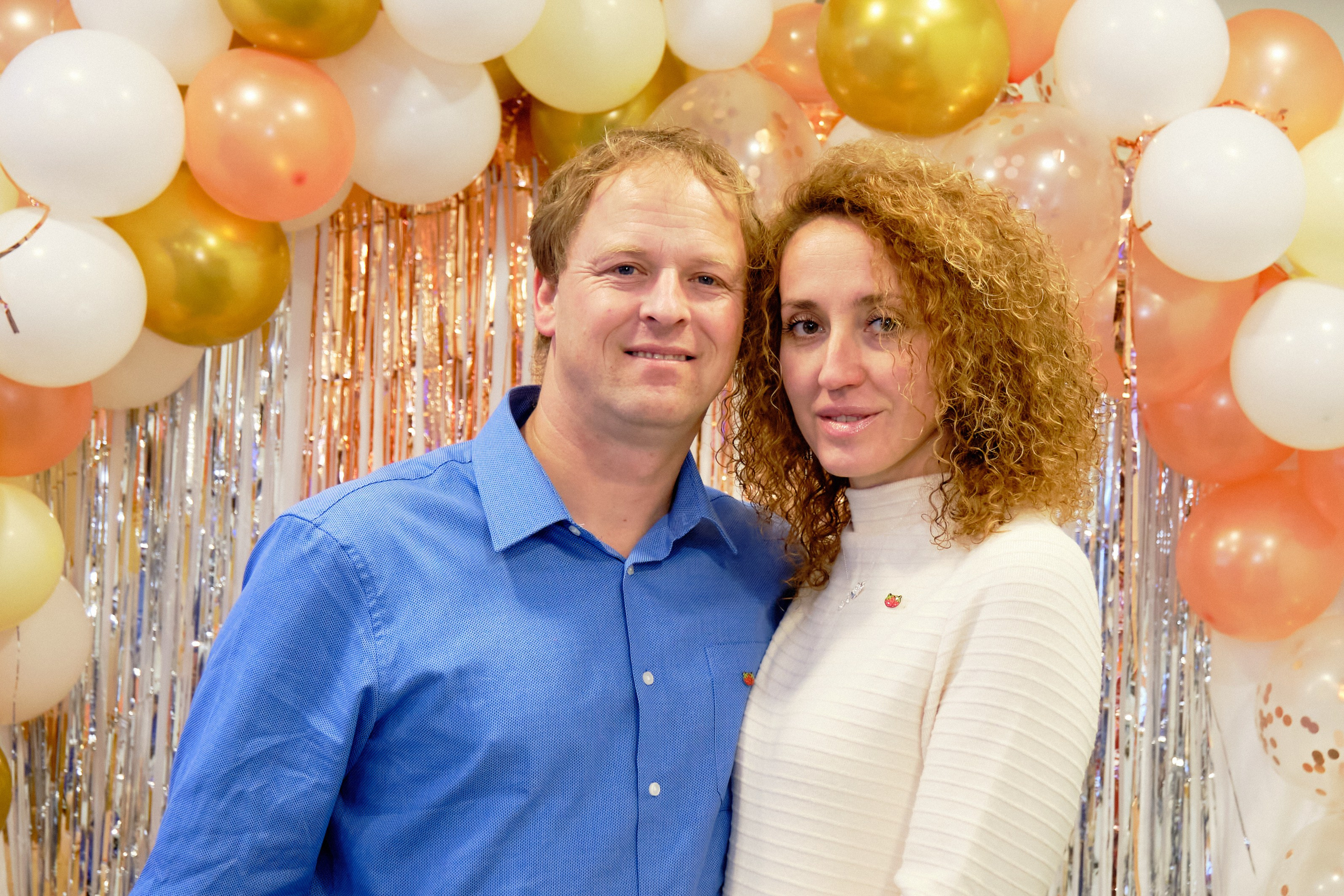 Фоторепортаж з благодійного Новорічного балу у Чорногорії. Портретний фотограф Альона Новгородцева