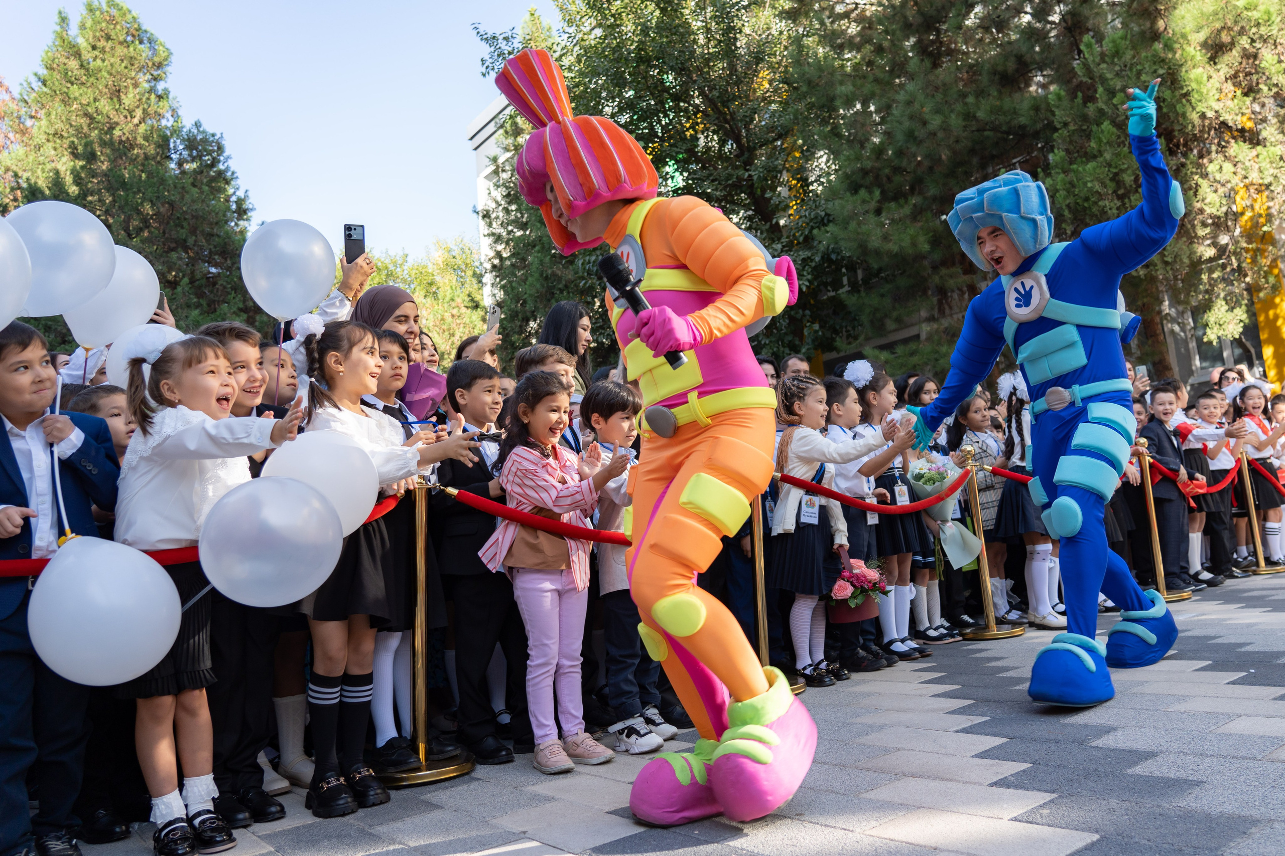 В школах Узбекистана прозвенел Первый звонок. Георгий Намазов | Фотограф в Ташкенте
