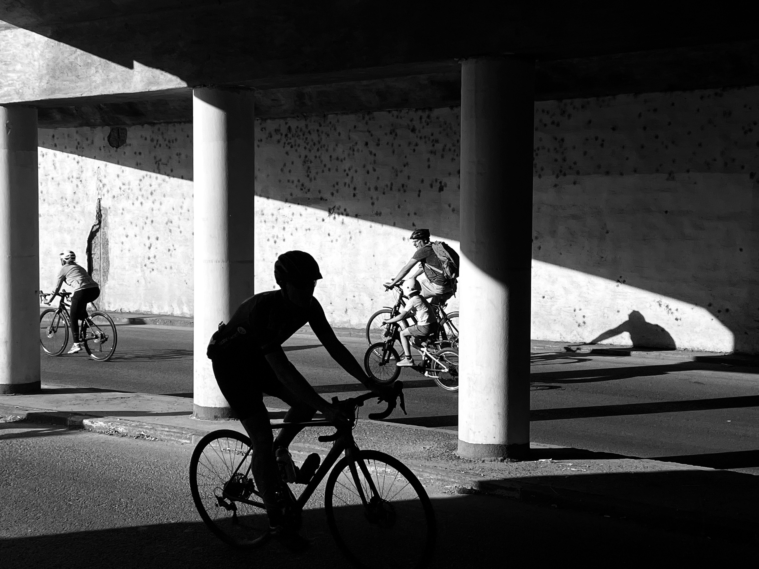 Cyclists. Budapest 2026. IPHONE 12 PRO