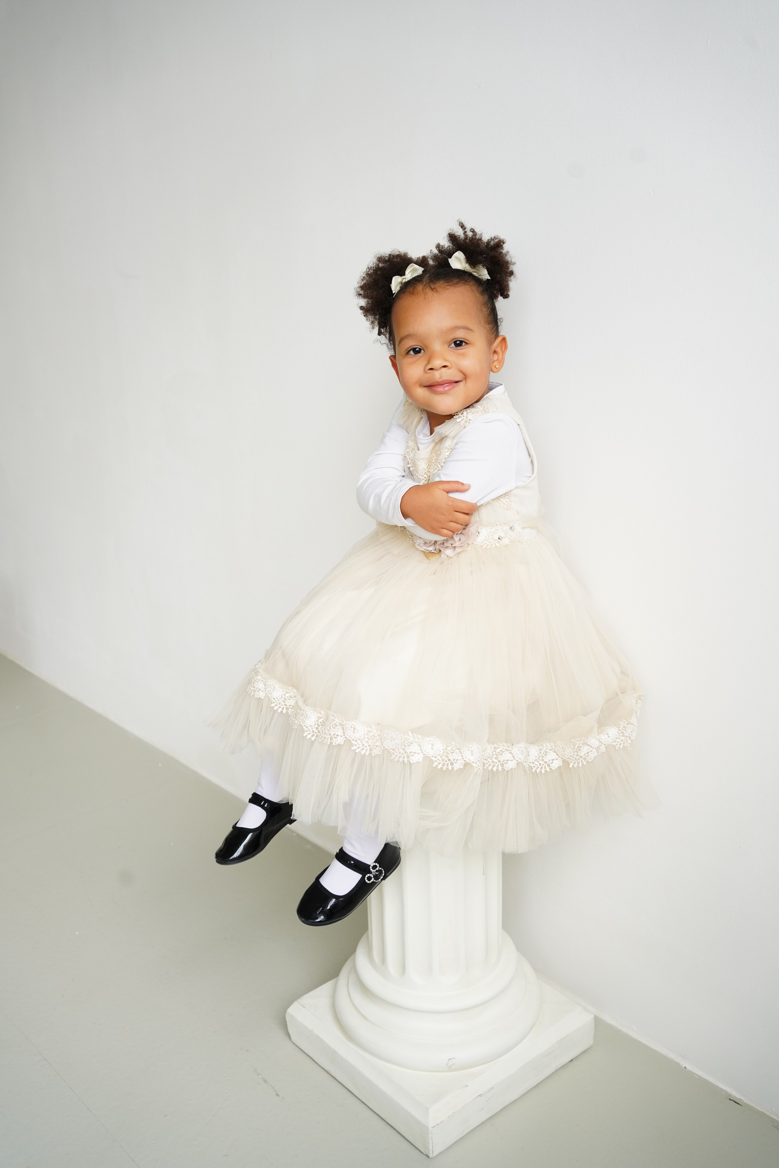 Fotografin für Kindershooting und CakeSmash in Augsburg. Neugeborenenfotografin und Retoucher in Augsburg Nastassia Schneider