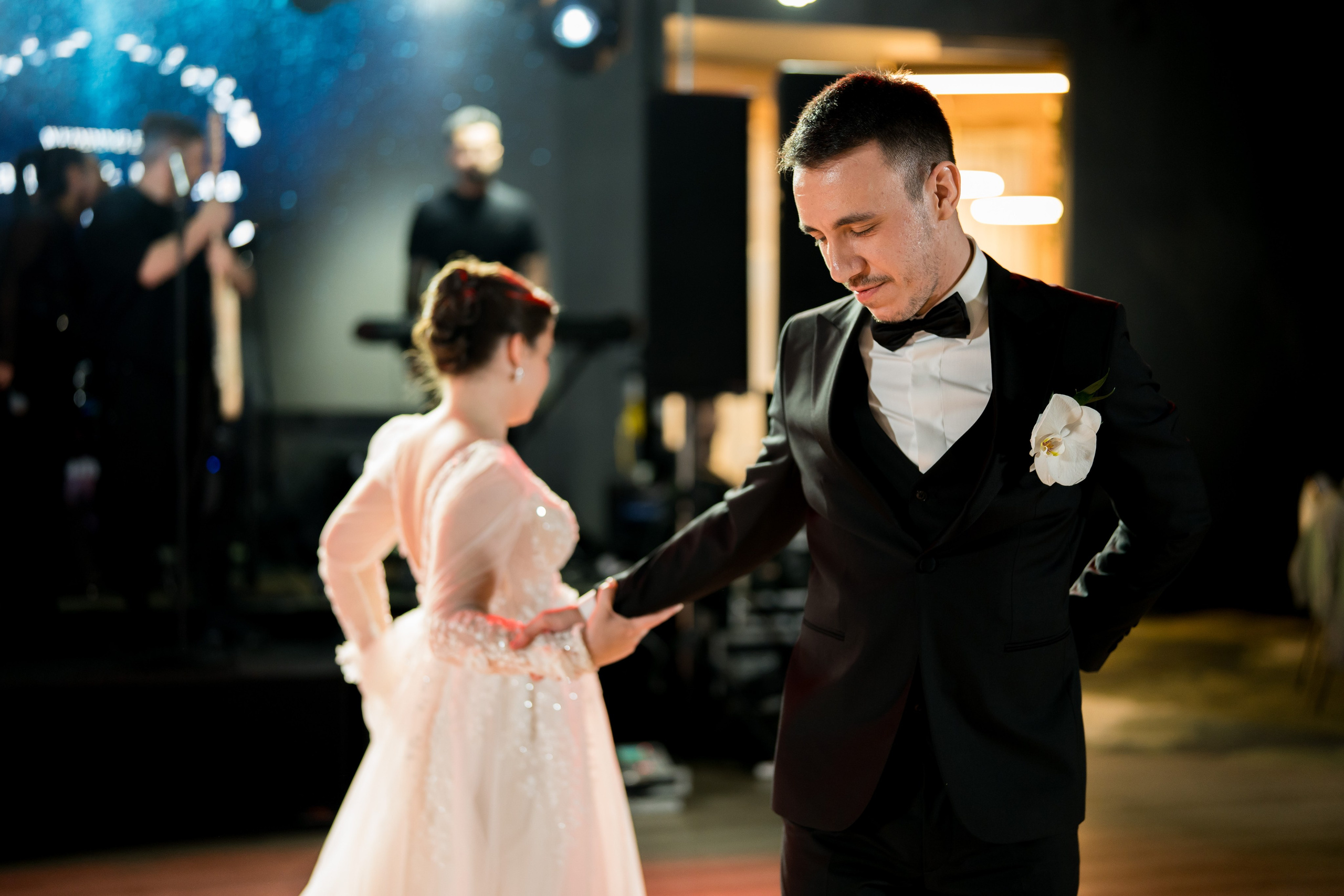 PARTY. Gabriel Florea — Fotograf nuntă București