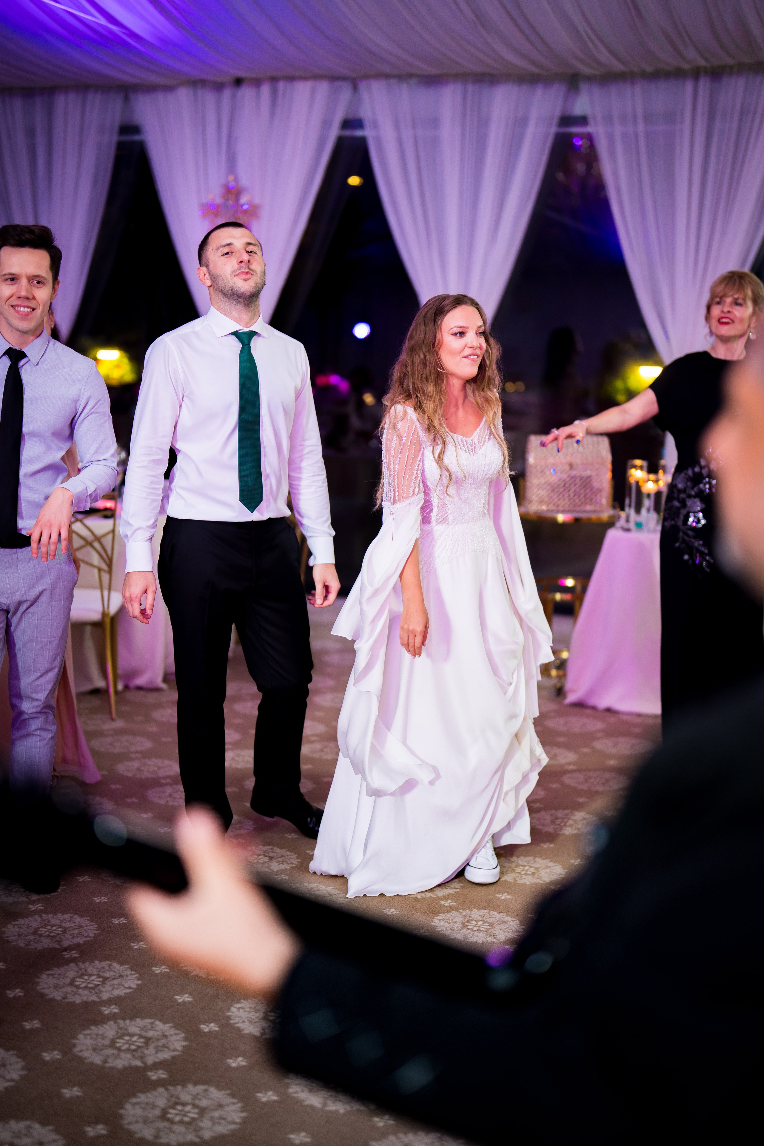 PARTY. Gabriel Florea — Fotograf nuntă București