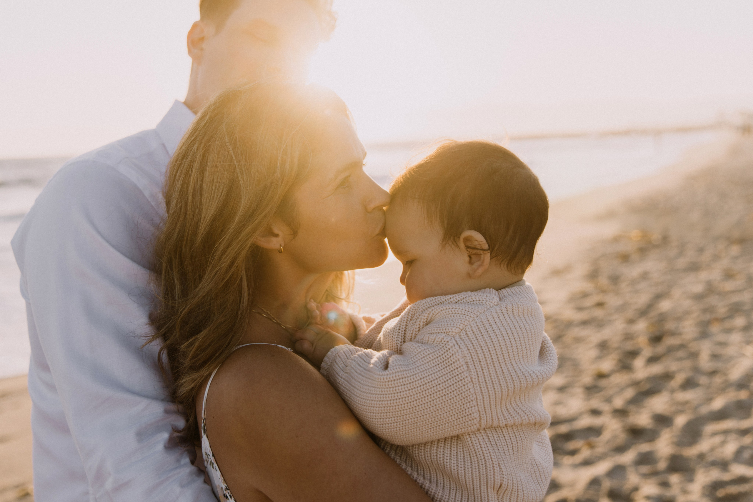 Family Photoshoot at Venice Beach, Los Angeles | Taya Frank. Southern California Family and Couple Photographer
