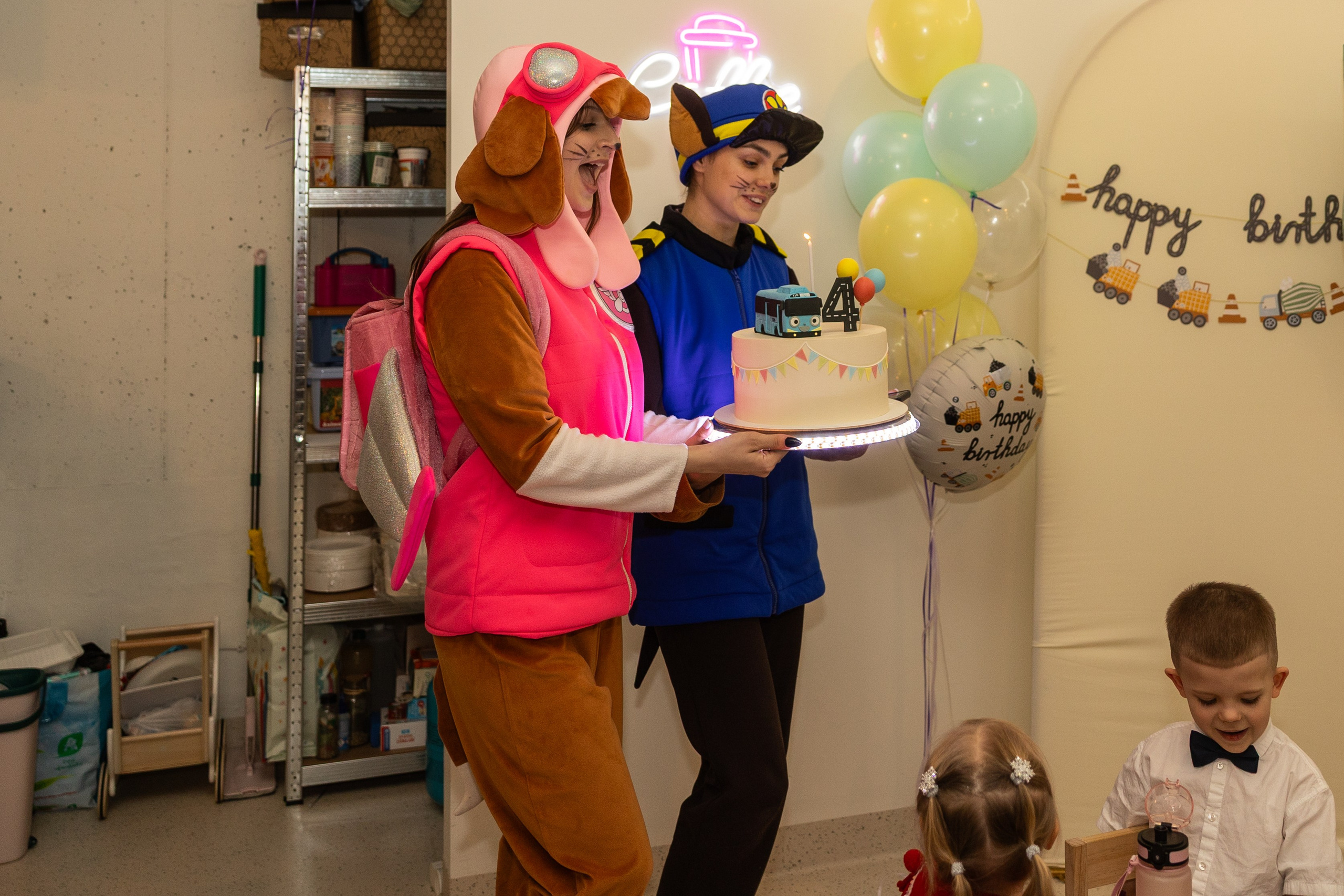 День рождения Артёма 24 января 2026 года. Семейный и детский фотограф в Варшаве Мила Бобровская