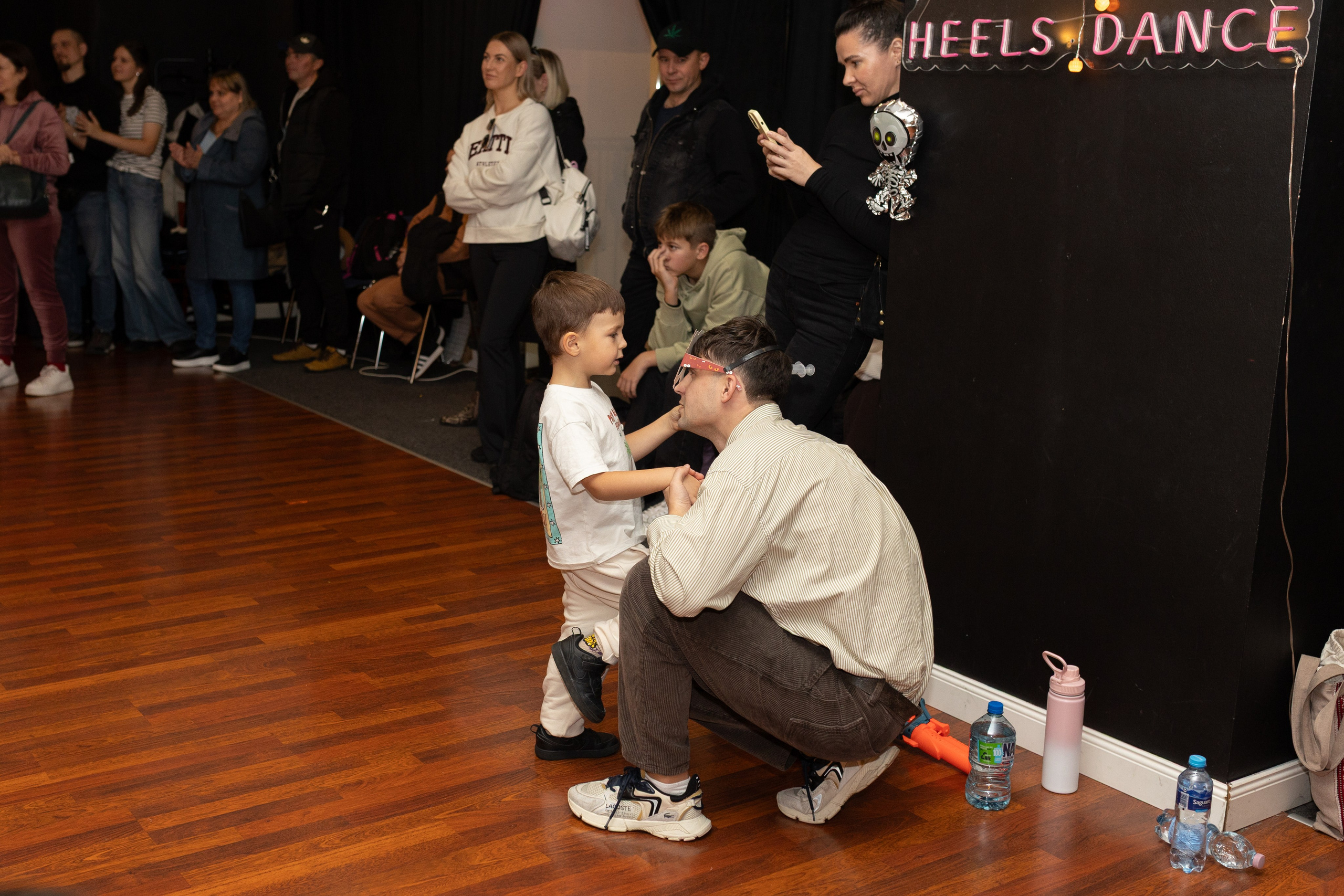 Leo dance studio Helloween 2025. Семейный и детский фотограф в Варшаве Мила Бобровская