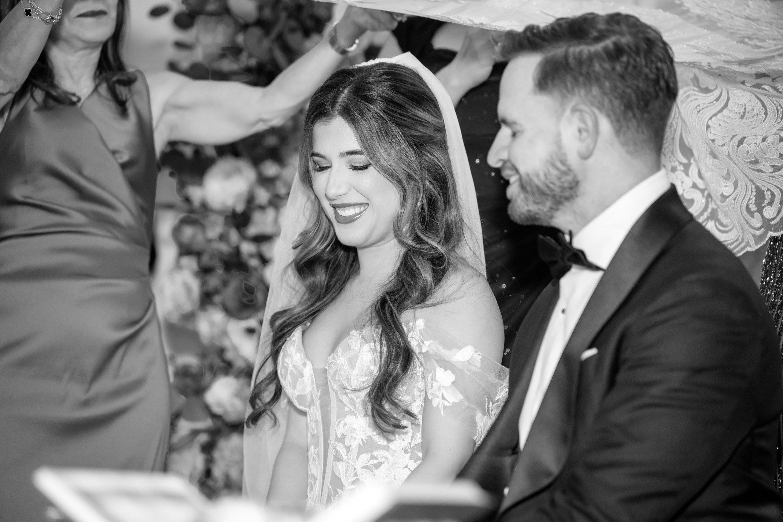 Arianeh & Michael, Park Chateau. Wedding Photo & Video