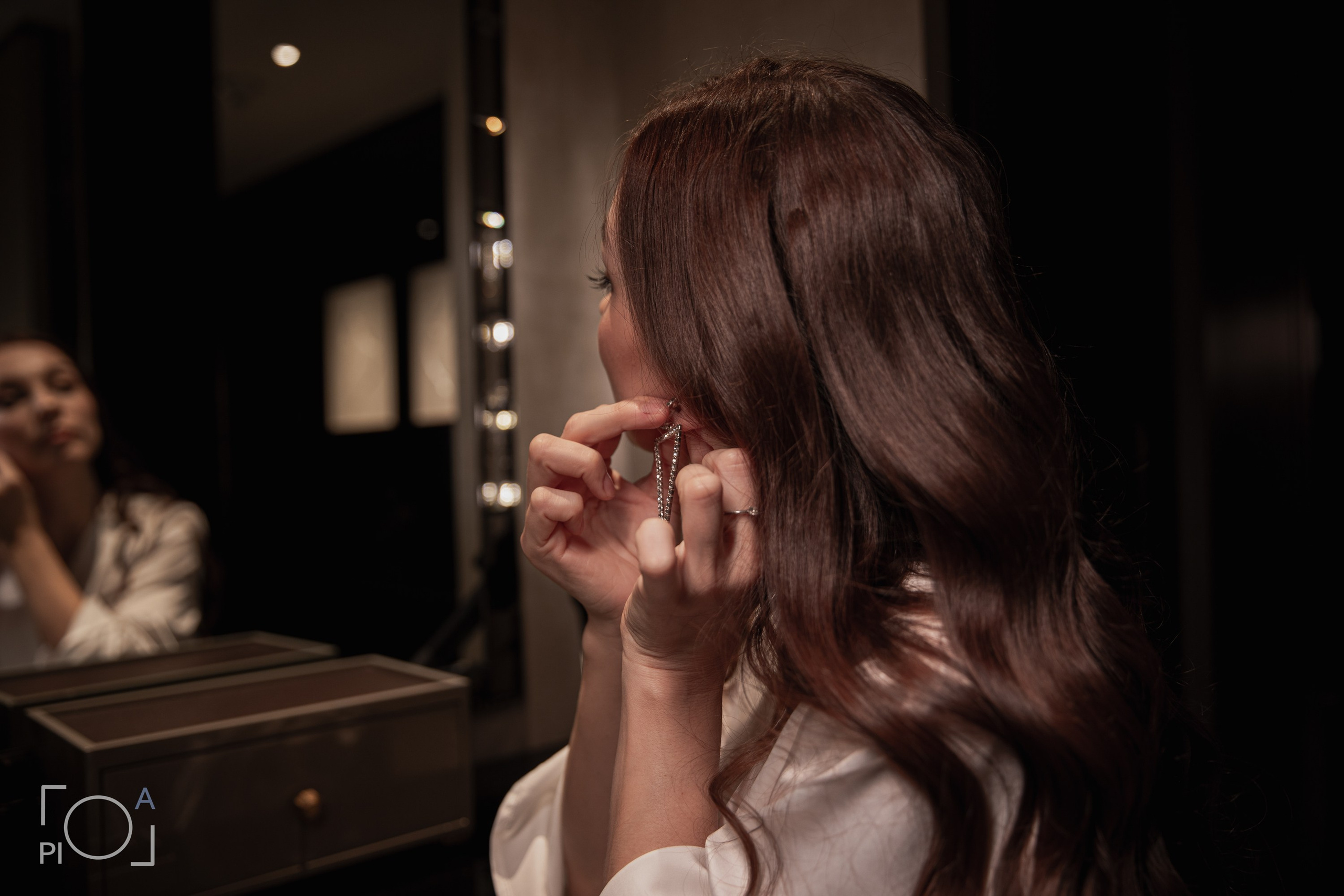 Свадебная фотосессия с консульской подписью в консульстве. Фотограф в Шанхае — Лола Пидлуская