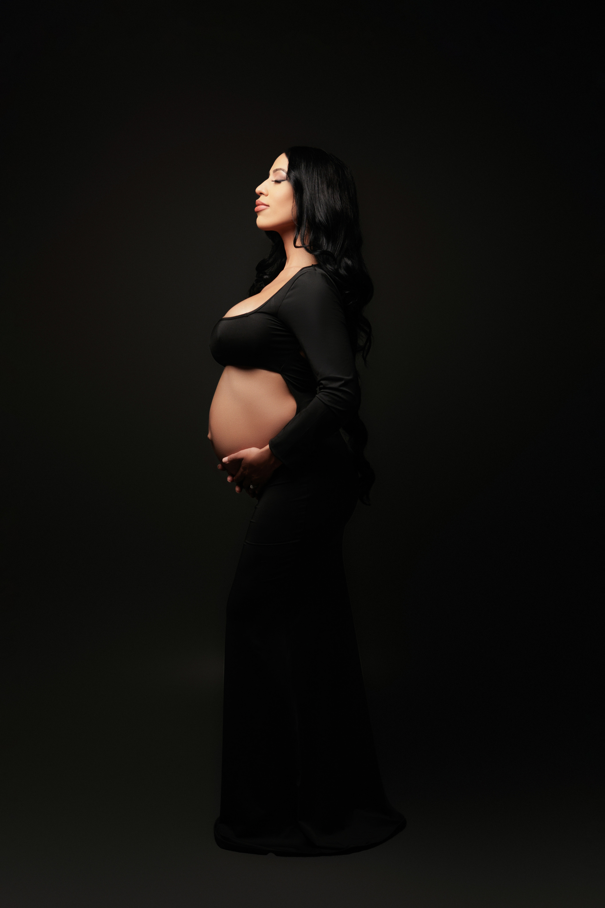 Natalie Vell Studio. Maternity Photography Studio in Roseville, CA