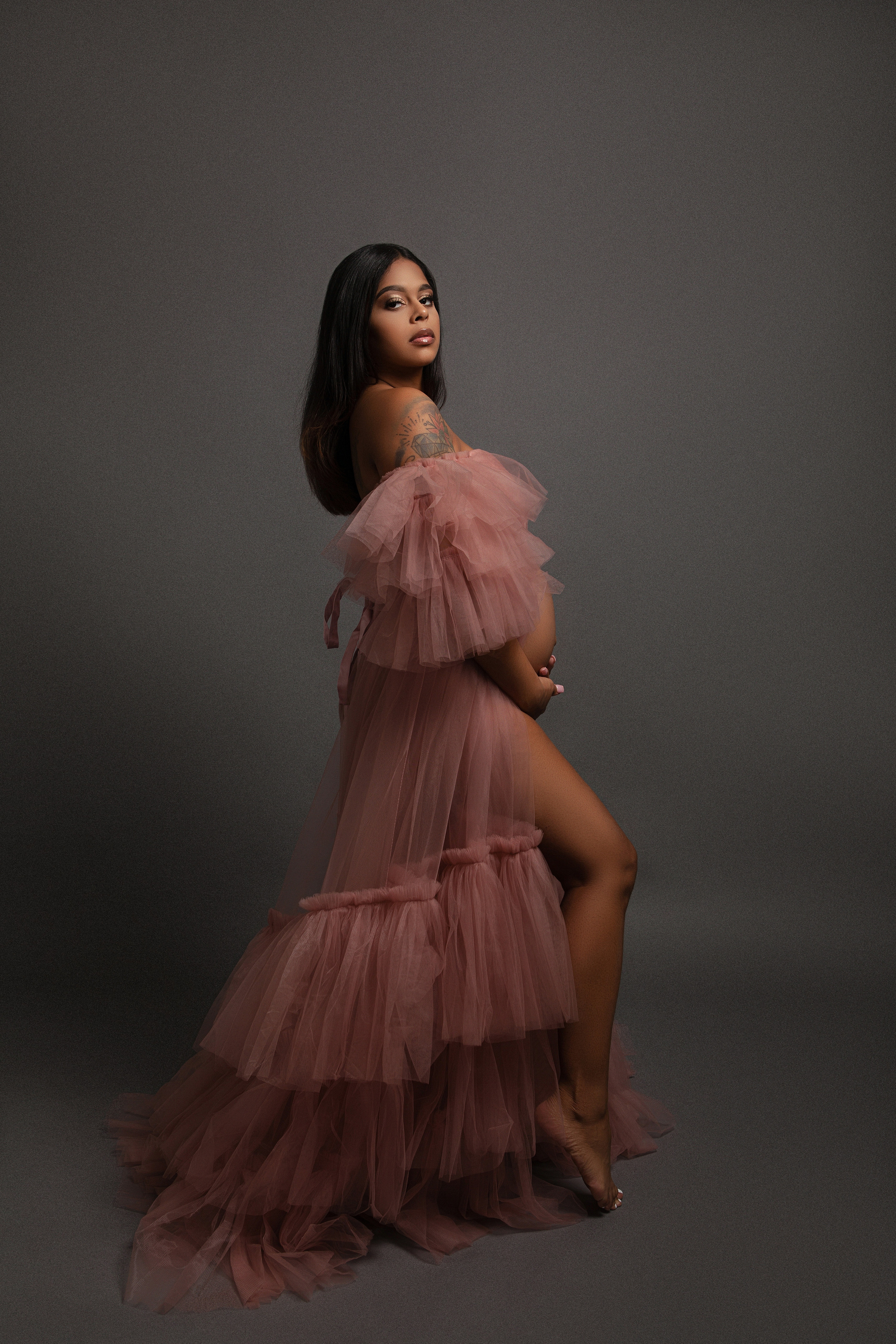 Natalie Vell Studio. Maternity Photography Studio in Roseville, CA