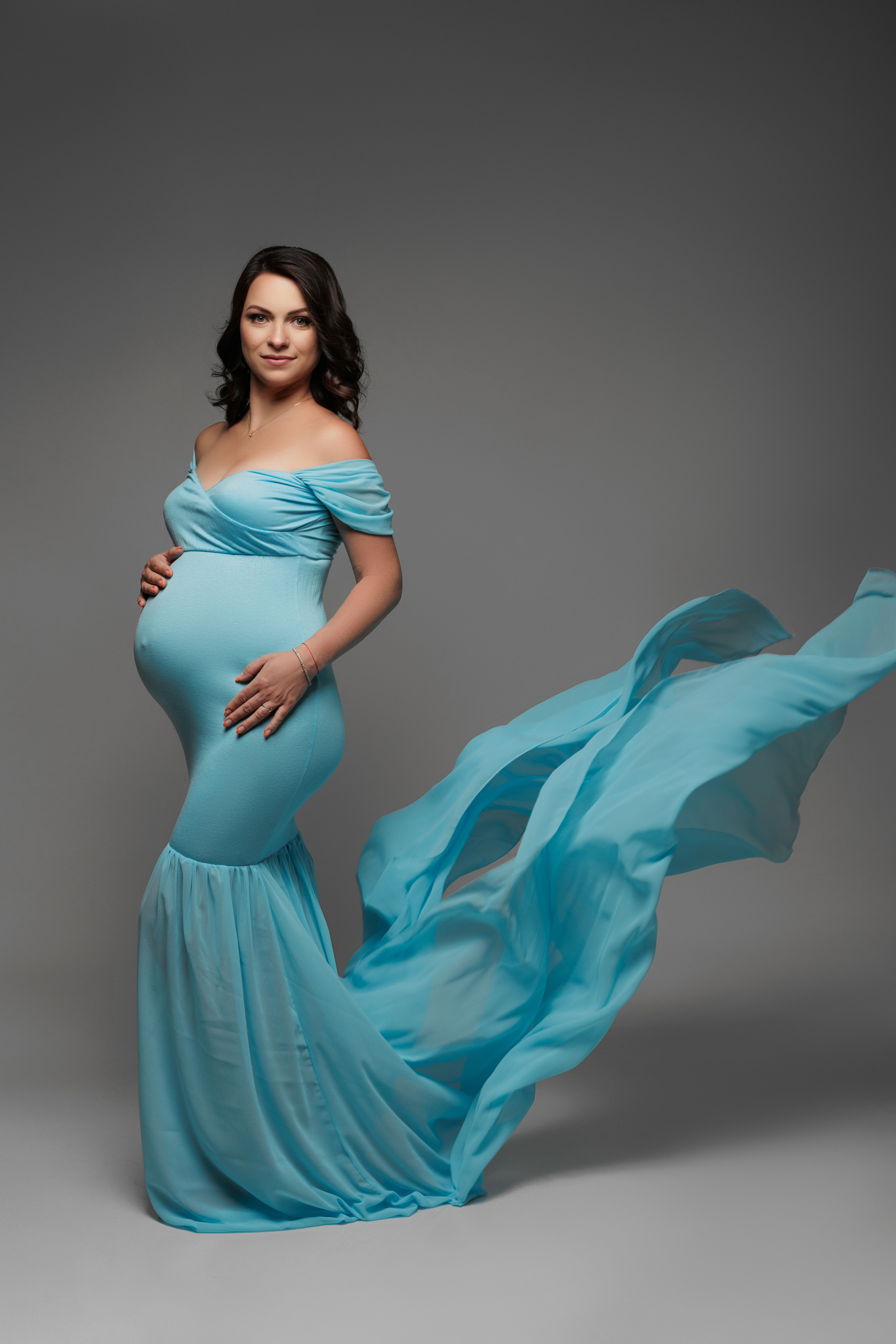 Natalie Vell Studio. Maternity Photography Studio in Roseville, CA