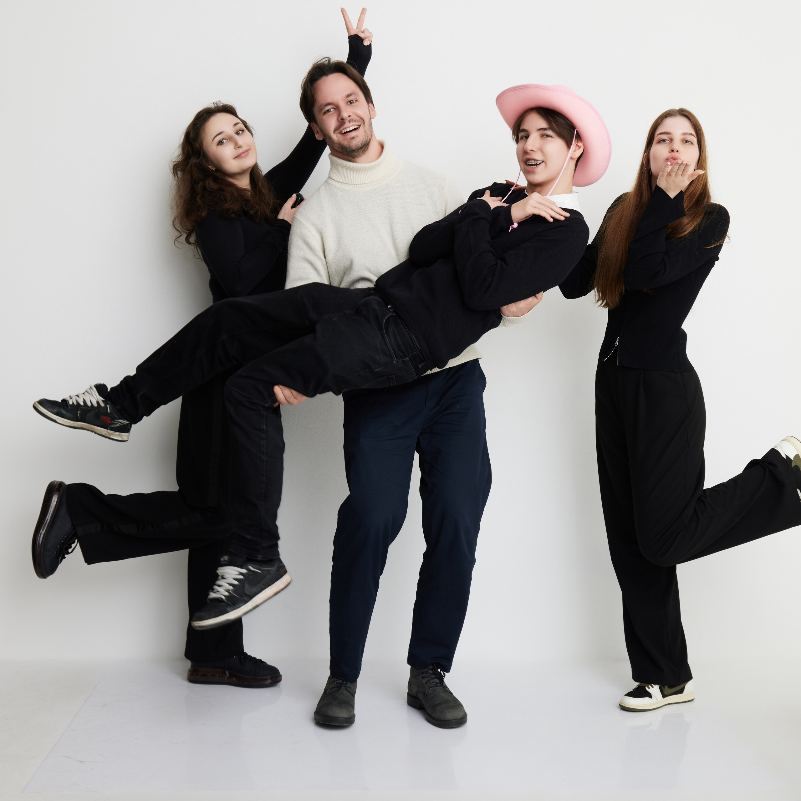 Izlaiduma albumi, studija SUPERALBUMI, Rīga