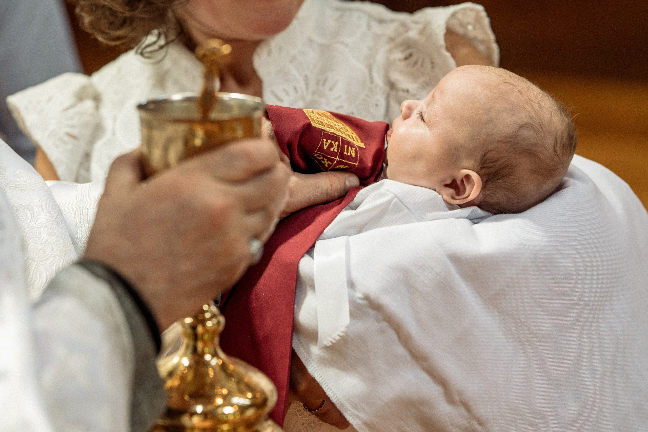 Stella’s baptism. Alisa Tant — Family and newborn photographer Bucks County, Montgomery county, Philadelphia, NJ