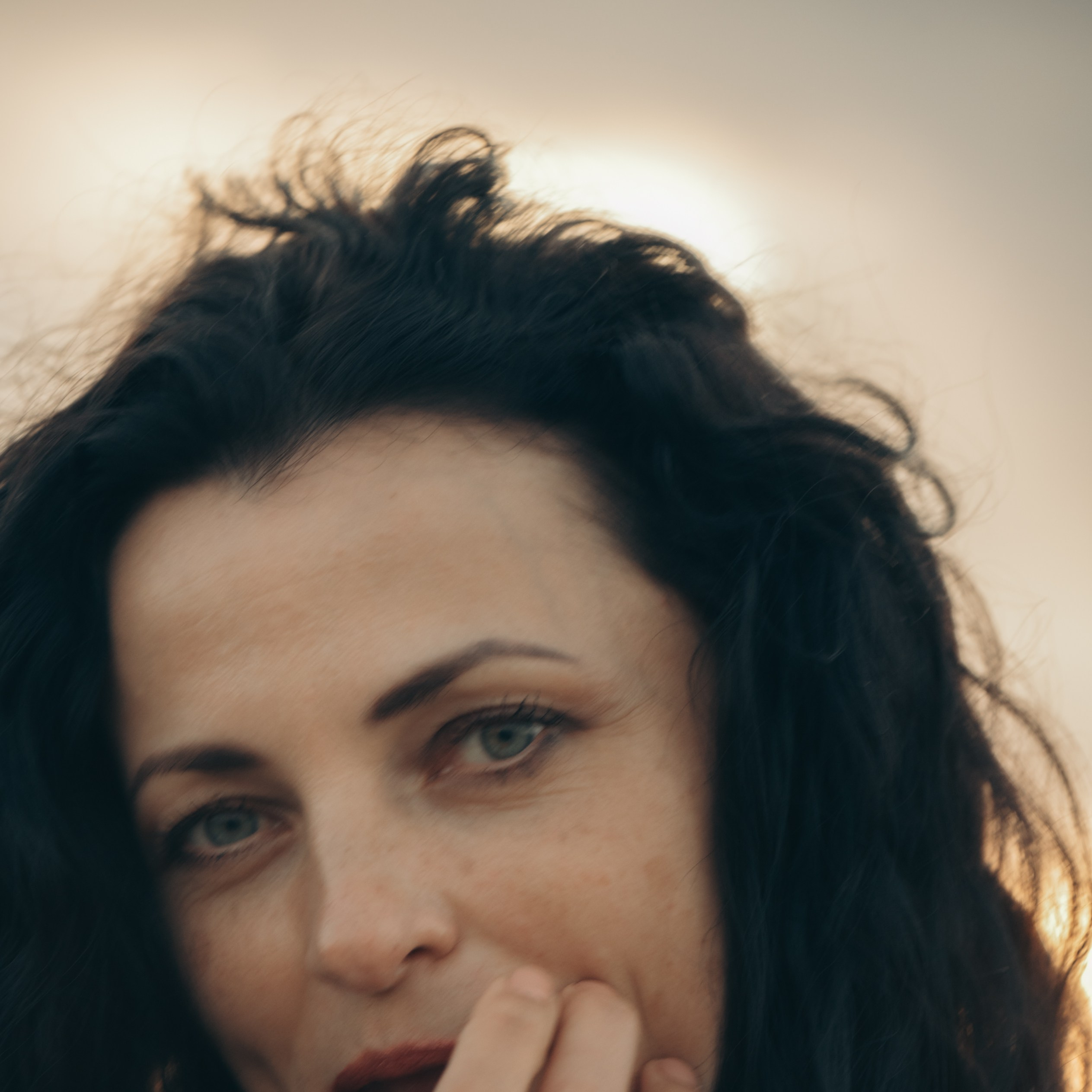 IRINA. Anastasiia Antoniuk portrait, family and couple photographer, Portugal