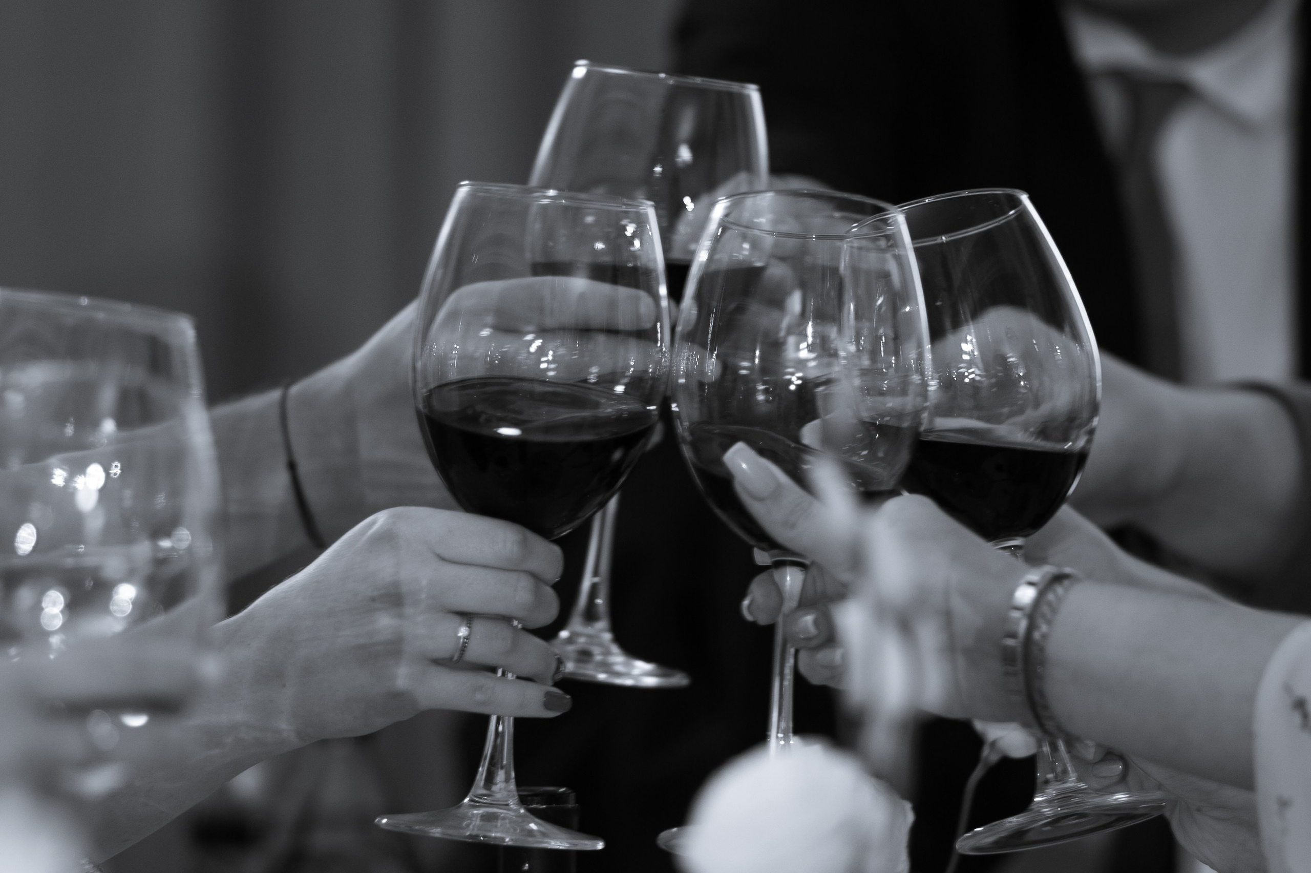 In your arms. Wedding and commercial photographer