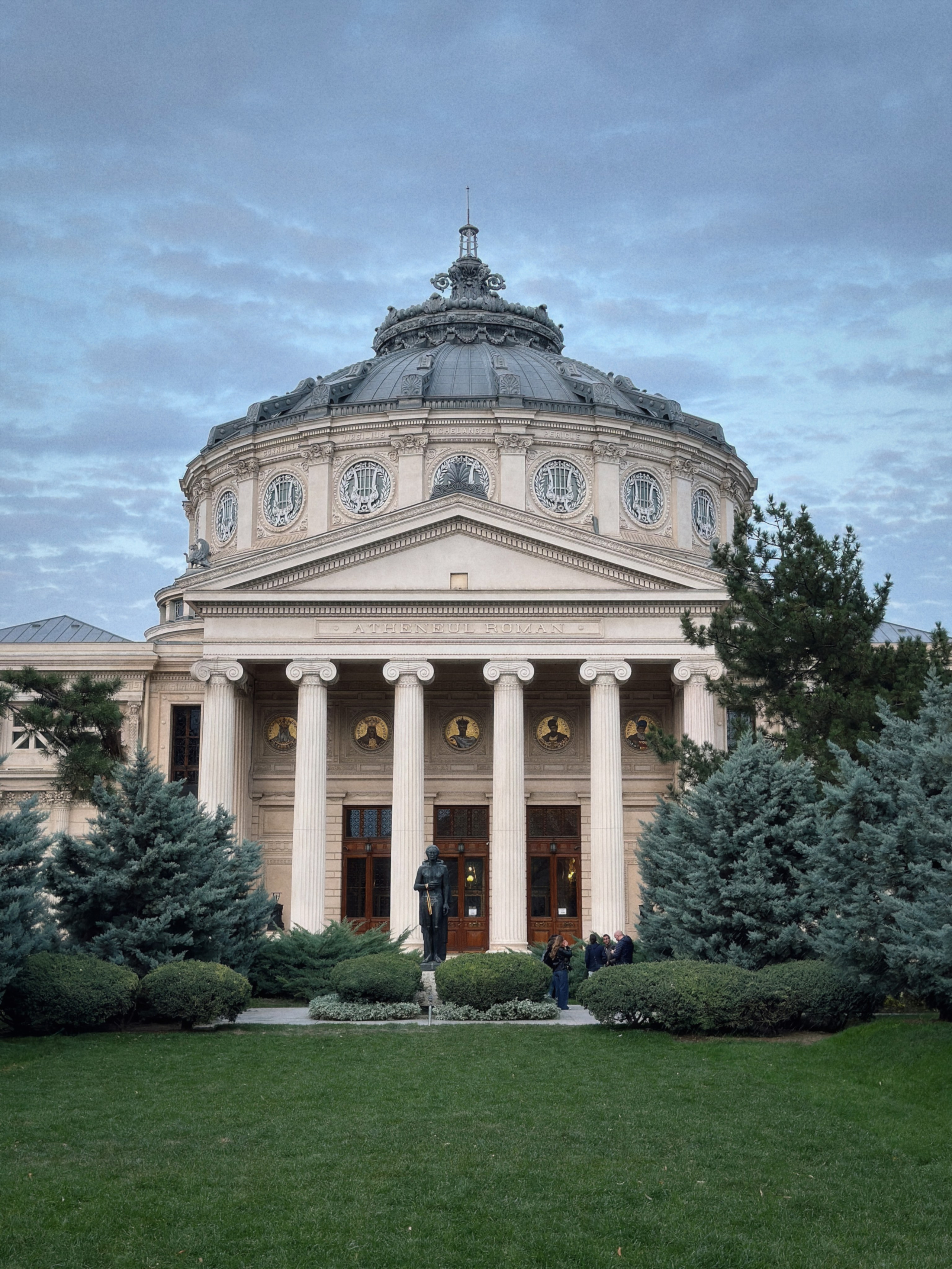 Моими глазами. Salut!