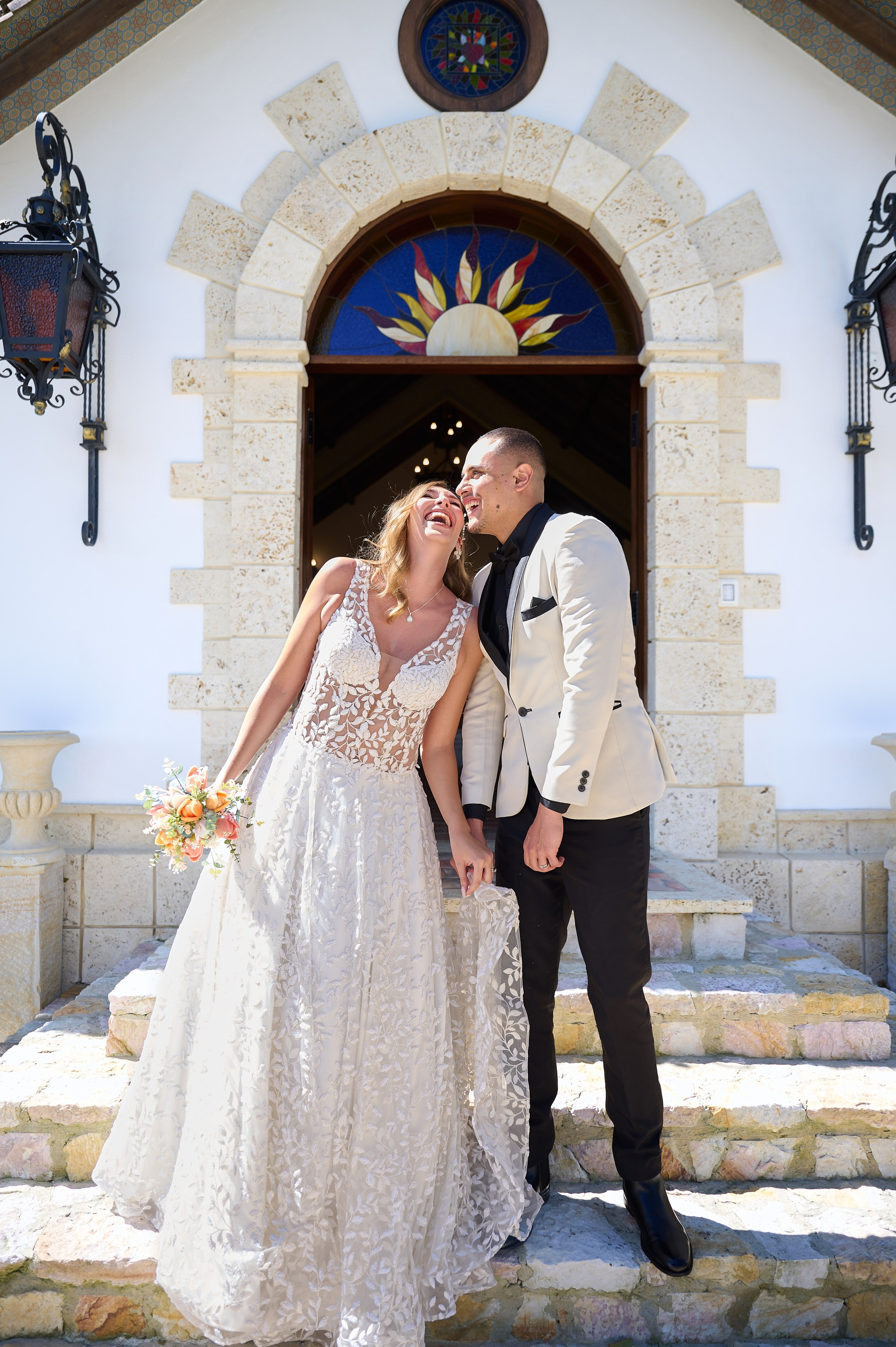 Fotografo en Colombia. Wedding Photography & Videography by ZZ Hendrick | Capturing Your Love Story in Colombia & USA
