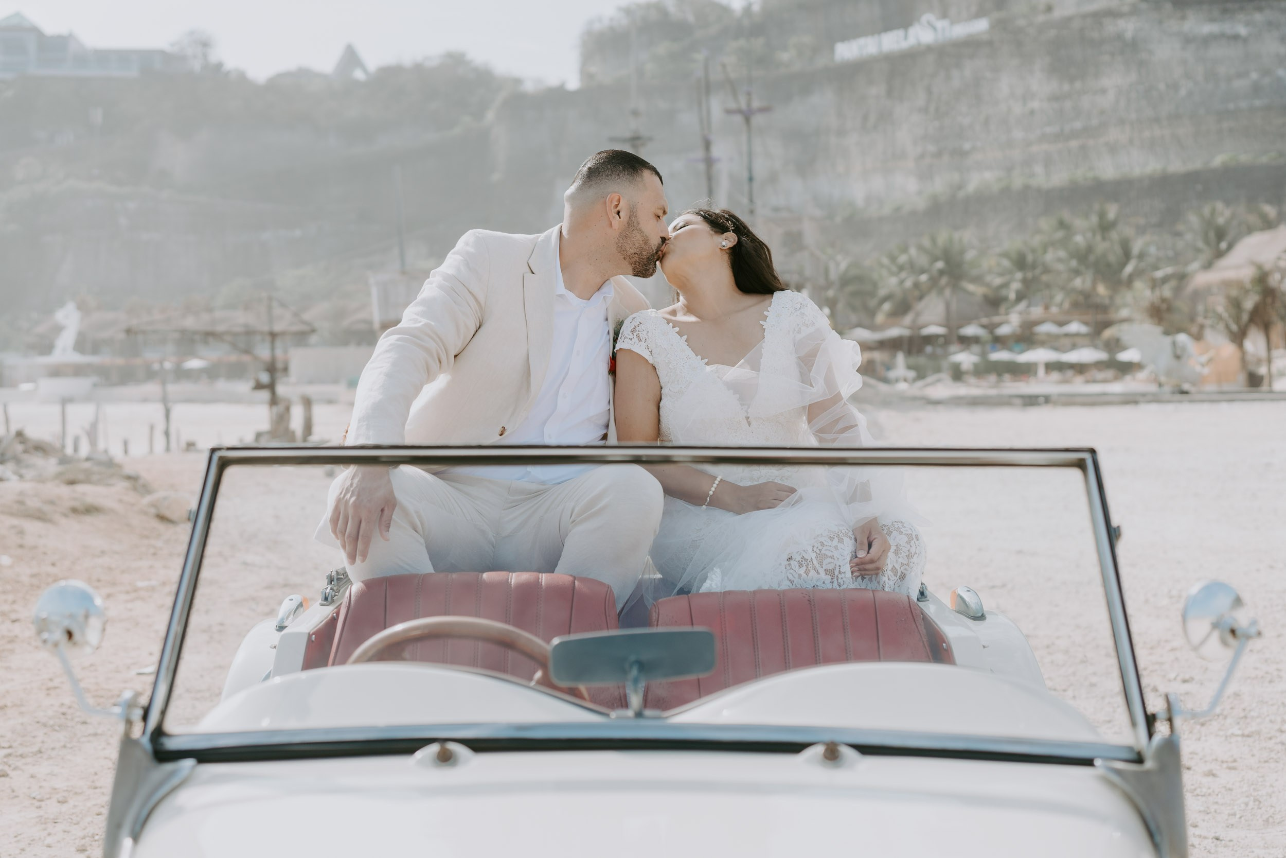 Bernardino & Ana. Female Photographer in Bali