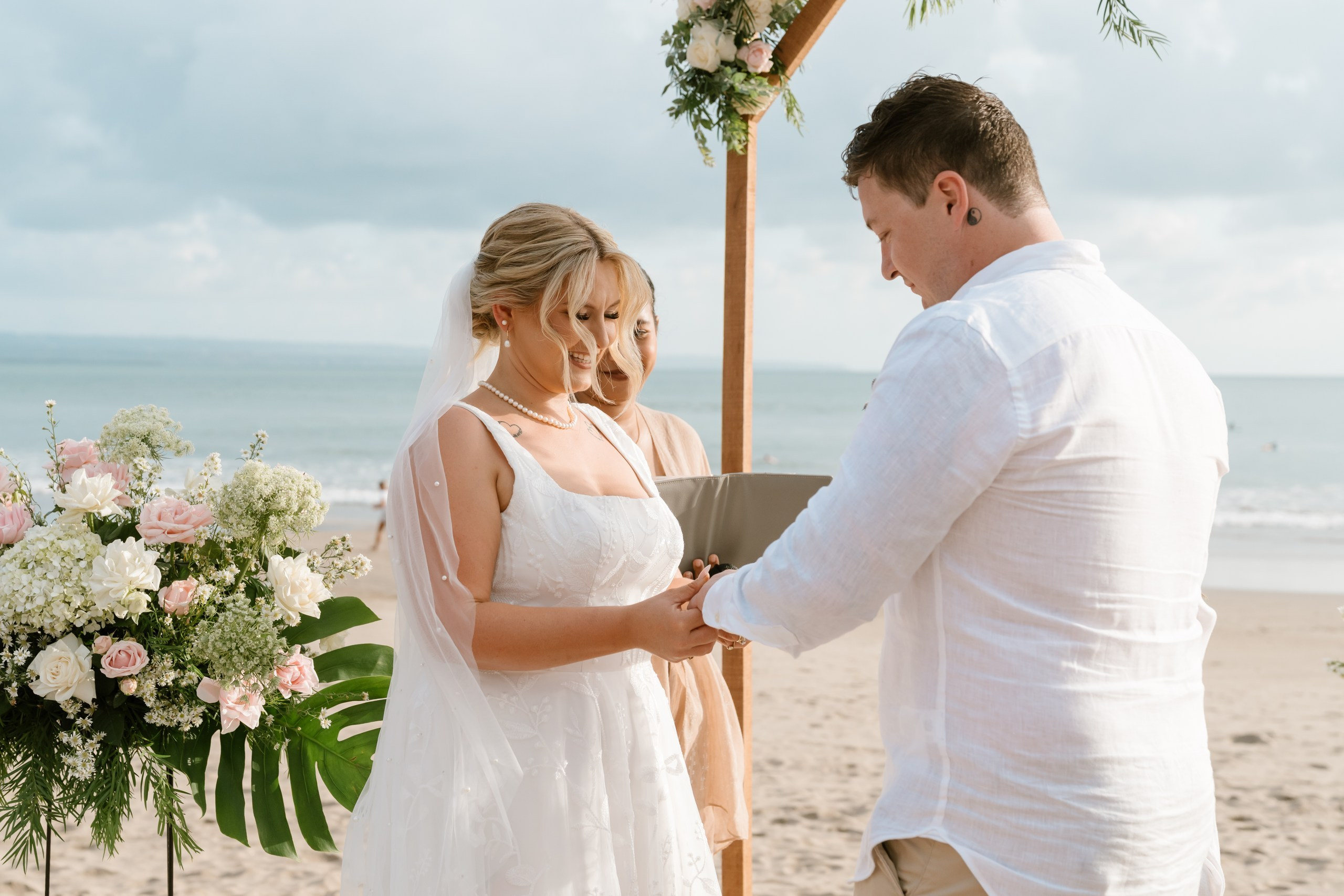 Ethan & Alyshia. Female Photographer in Bali