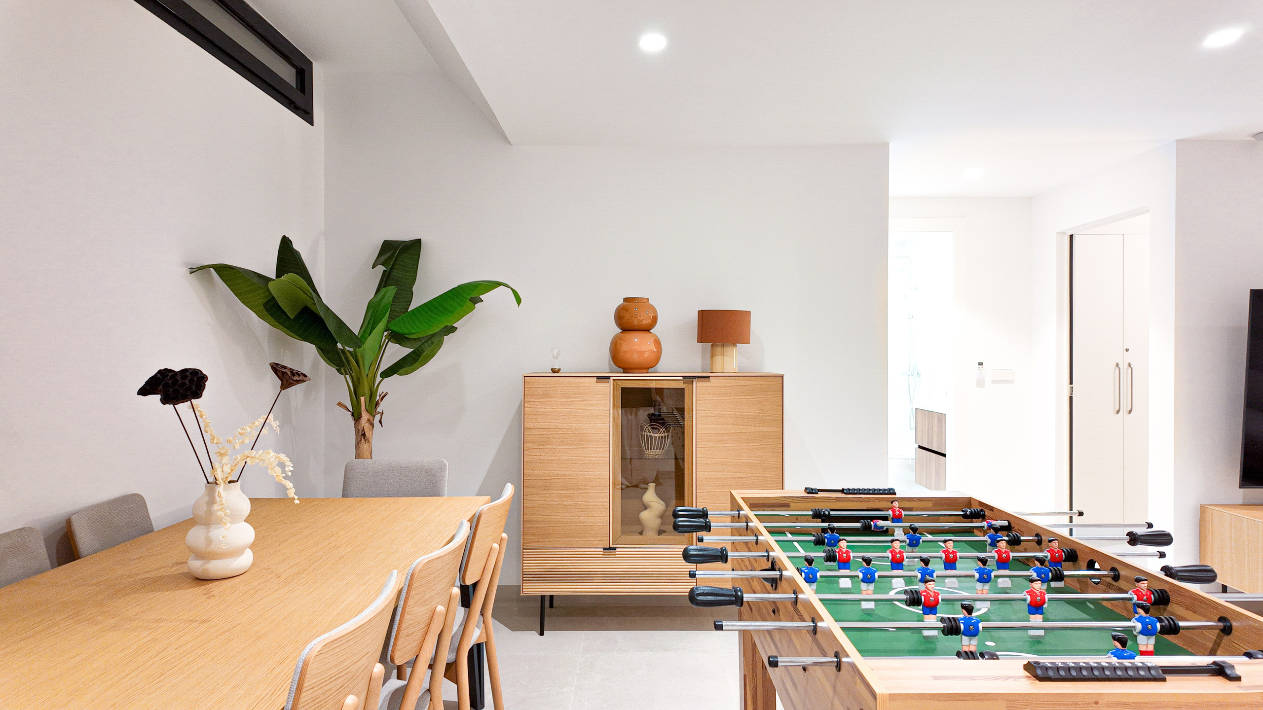 Villa LAKESIDE I’M GROUP. Baby Beast