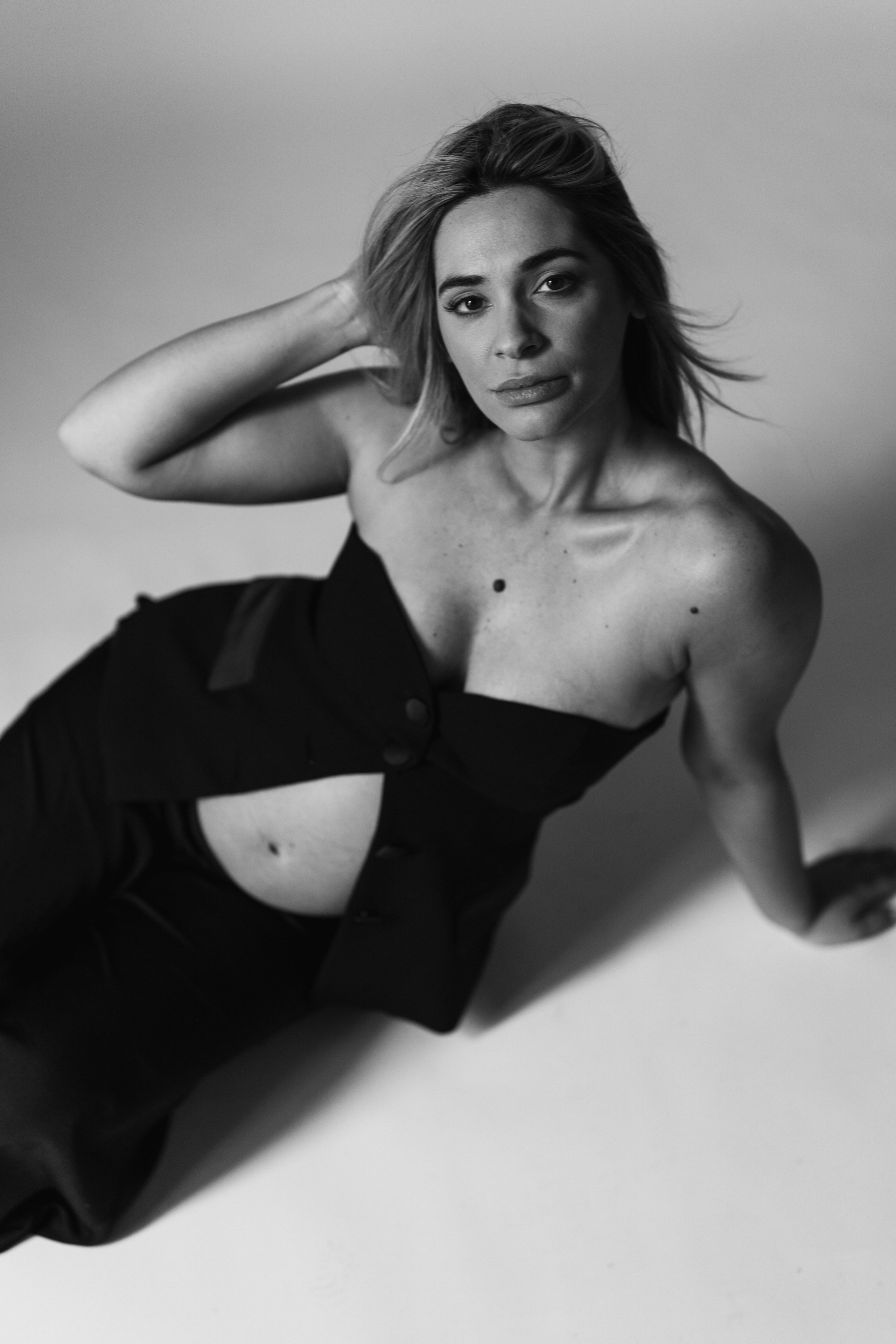 Anastasia. Modern maternity photographer in Long Island New York