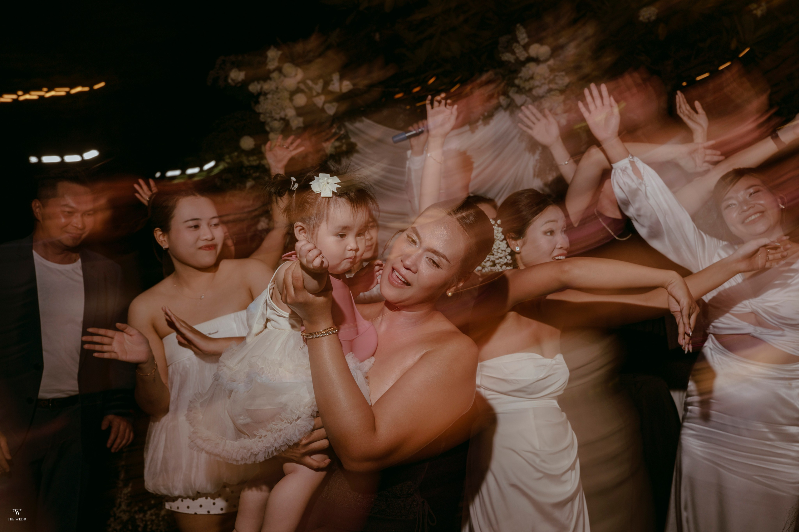 ALEX & NICOLE. WEDDING PHOTOGRAPHER IN VIETNAM