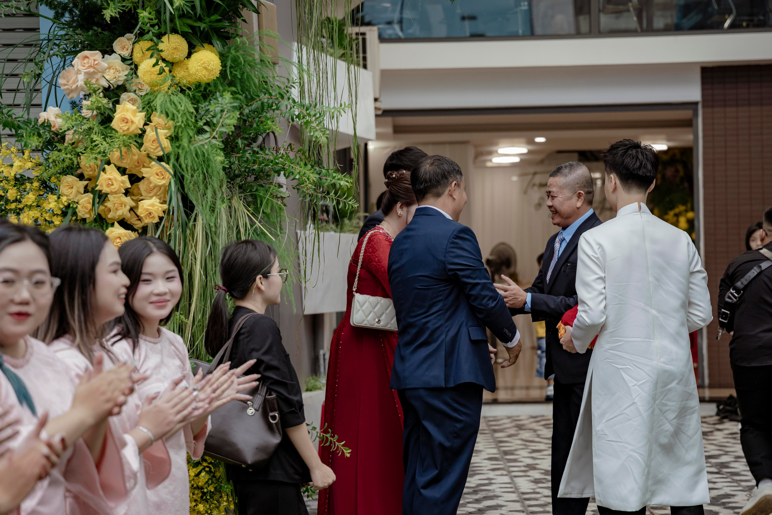 JOE & MIA. WEDDING PHOTOGRAPHER IN VIETNAM